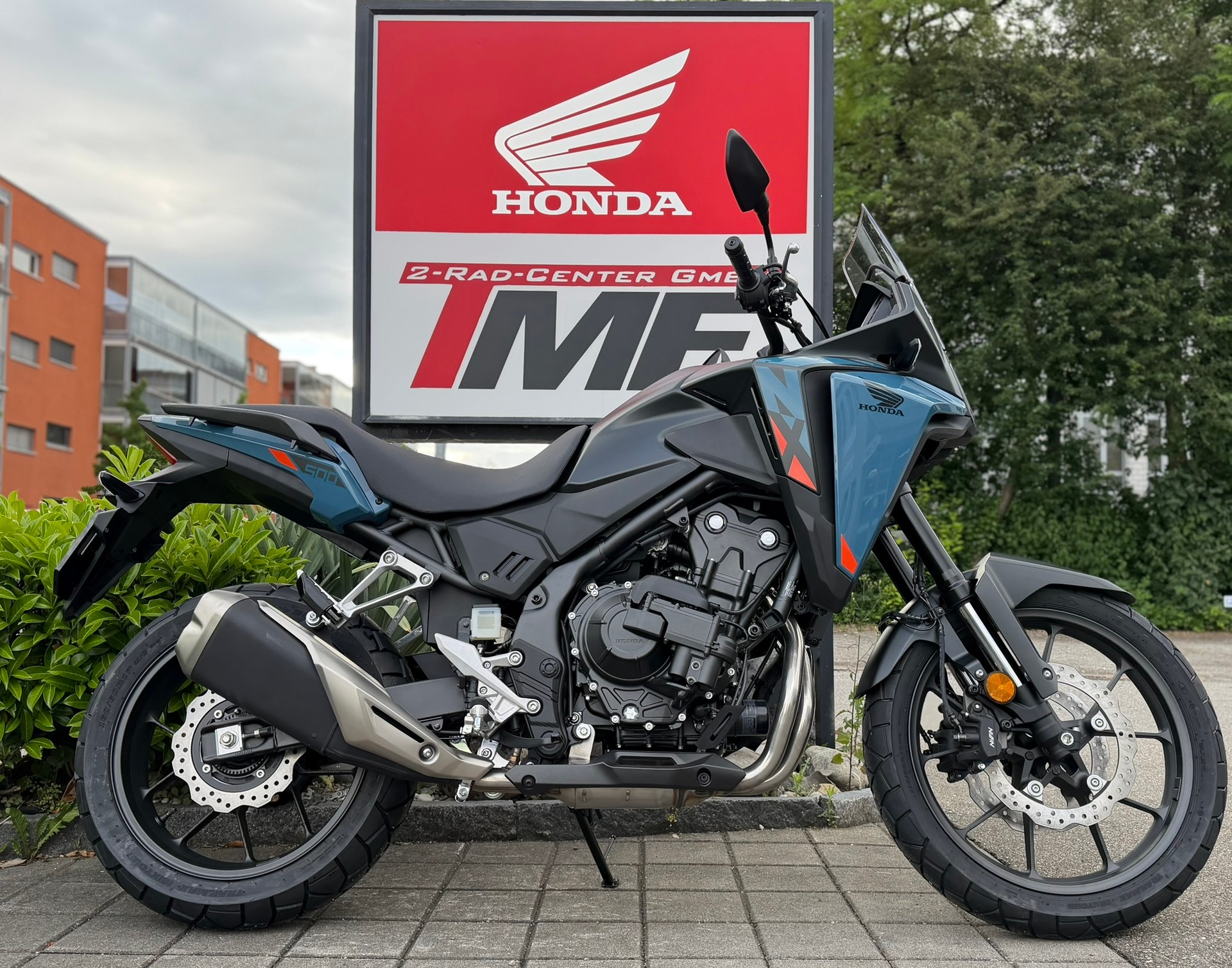 HONDA CB500XA E-CLUTCH-image-4