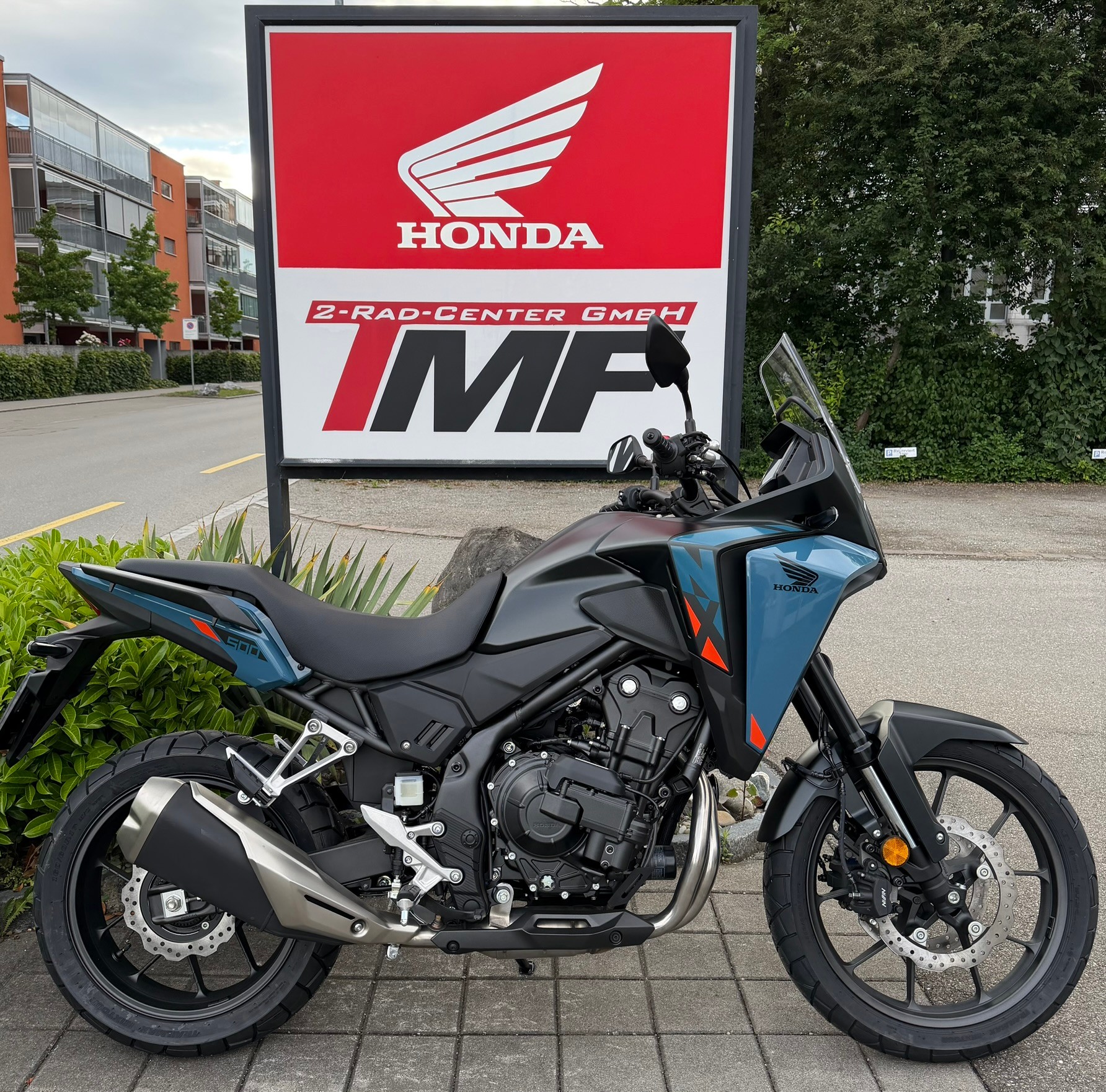 HONDA CB500XA E-CLUTCH-image-6