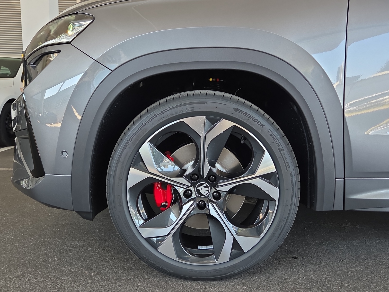 SKODA Kodiaq 2.0 TSI RS 4x4-image-11
