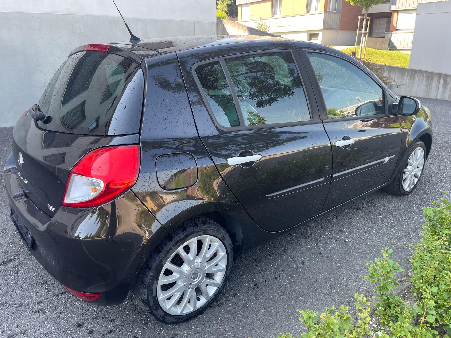RENAULT Clio 1.2 16V Turbo Expression-image-6