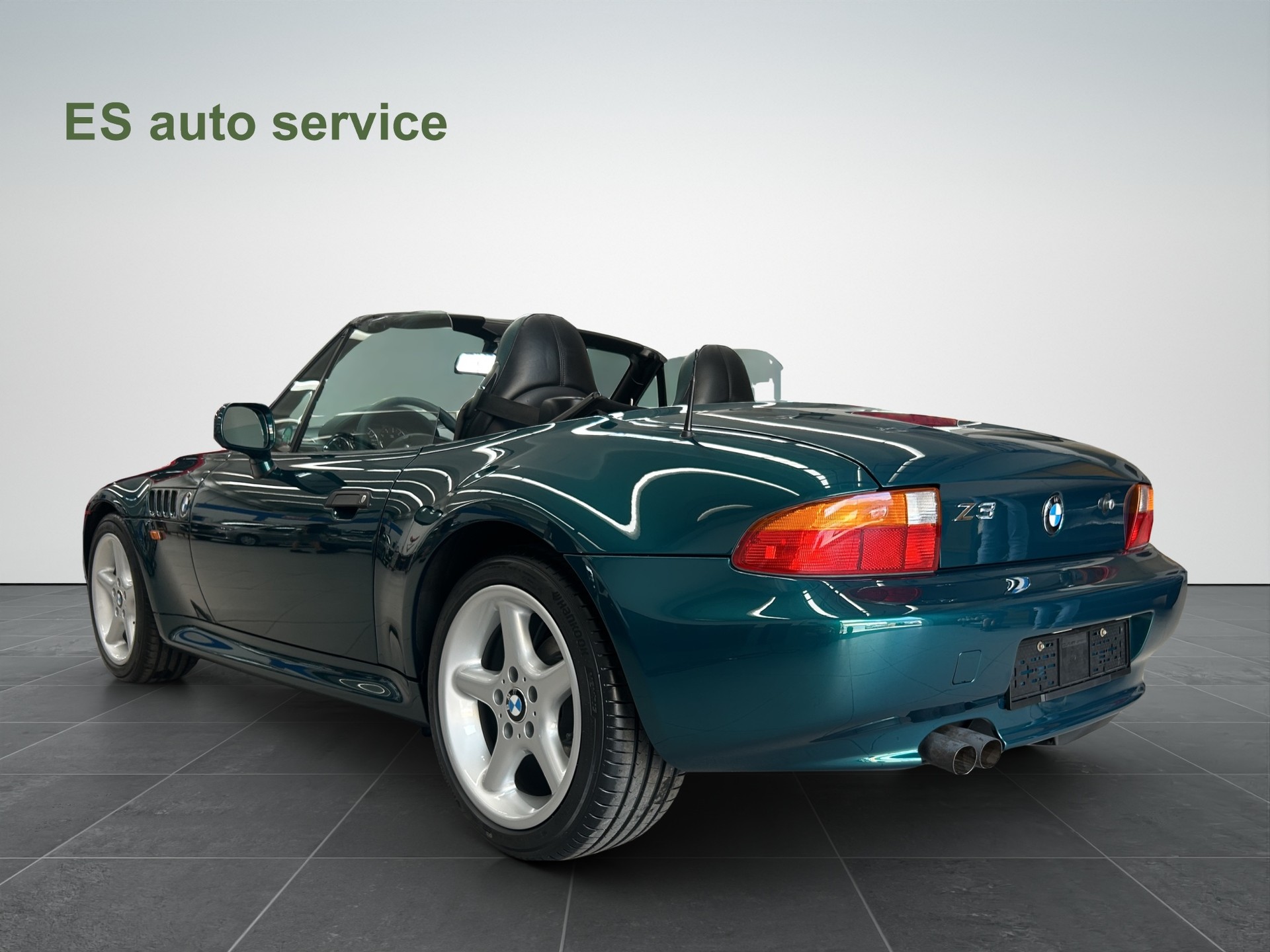 BMW Z3 2.8i Roadster-image-3