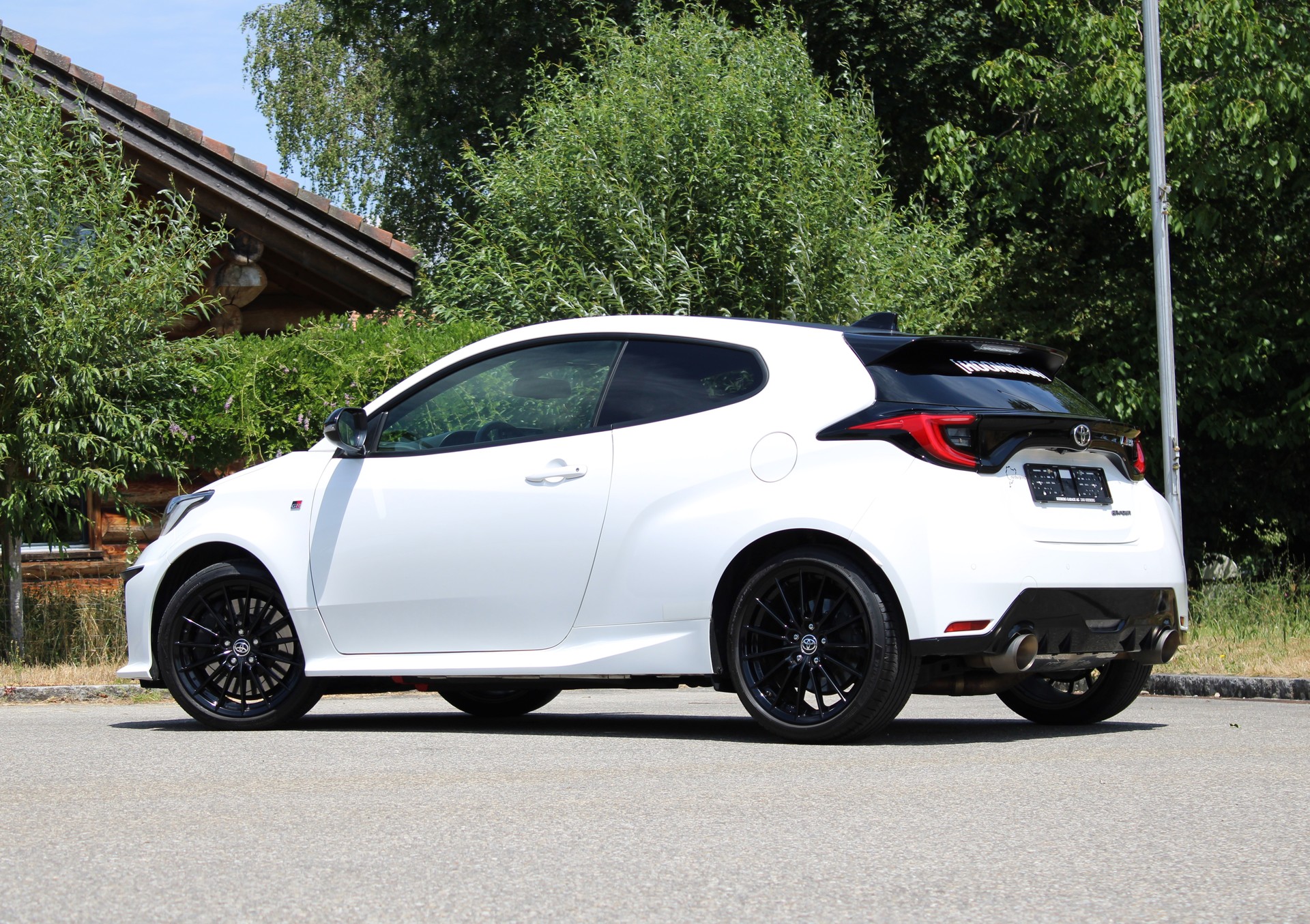 TOYOTA Yaris 1.6 GR Sport-image-5