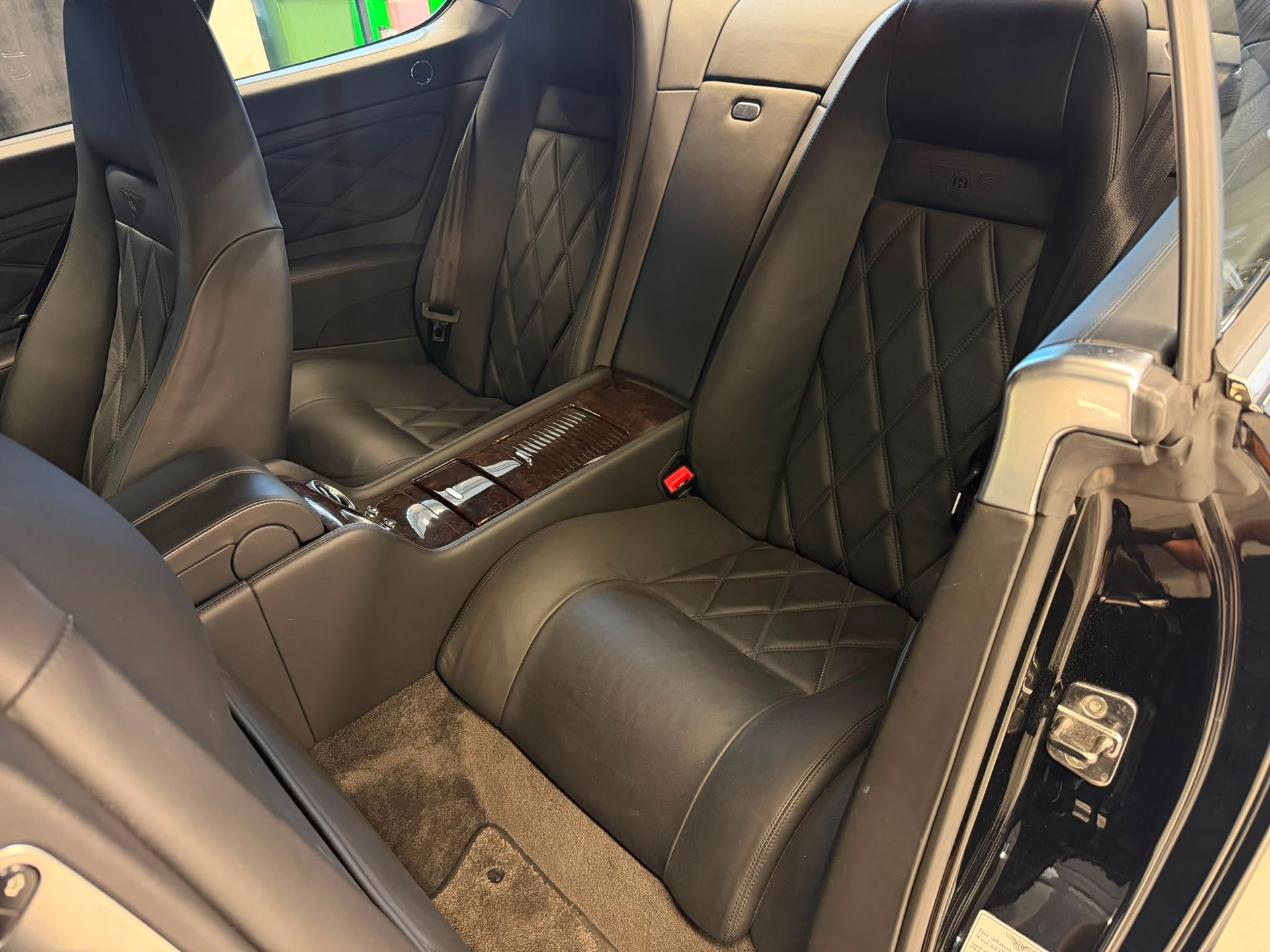 BENTLEY Continental GT 6.0 Mulliner-image-13