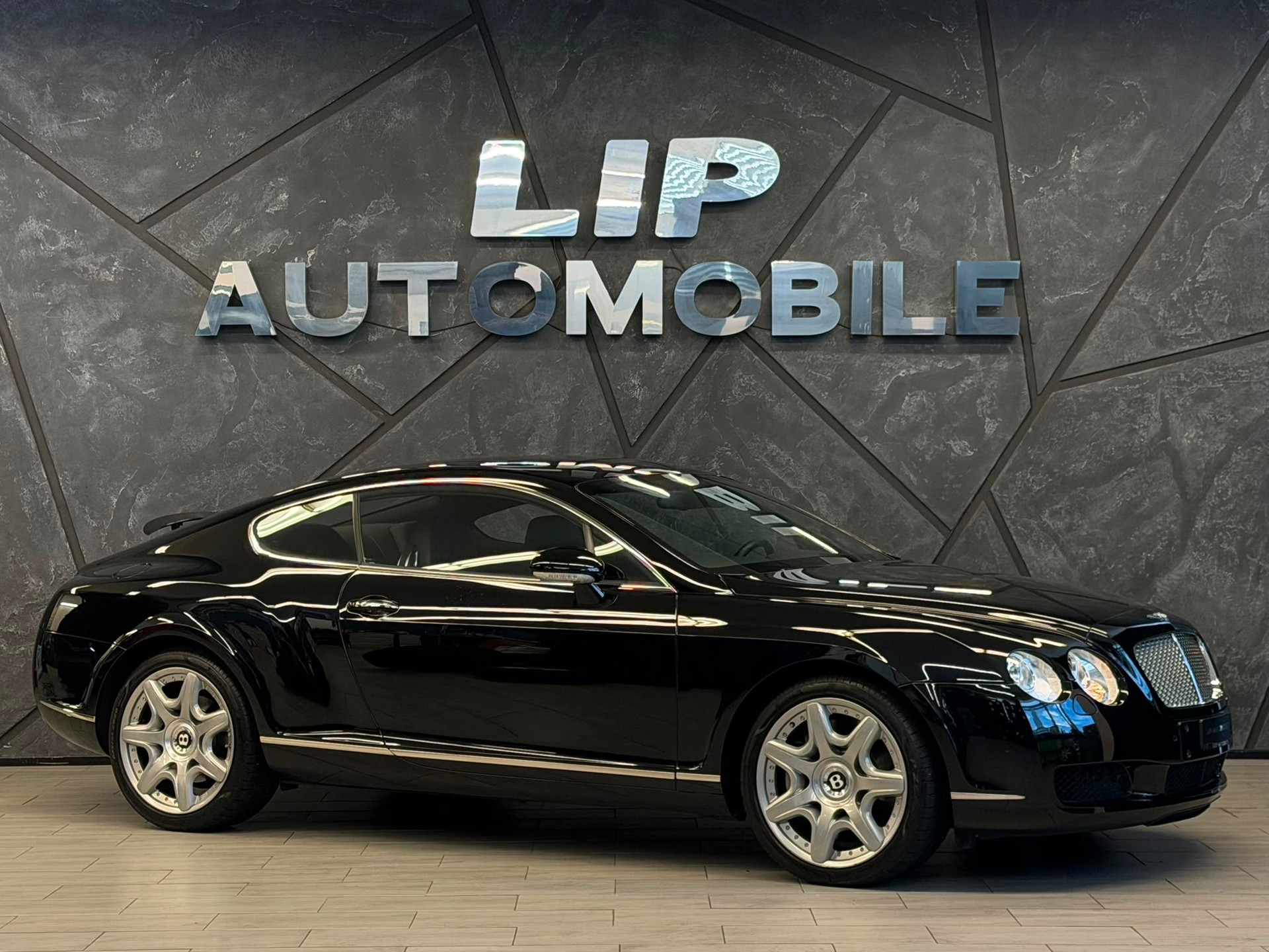 BENTLEY Continental GT 6.0 Mulliner-image-2