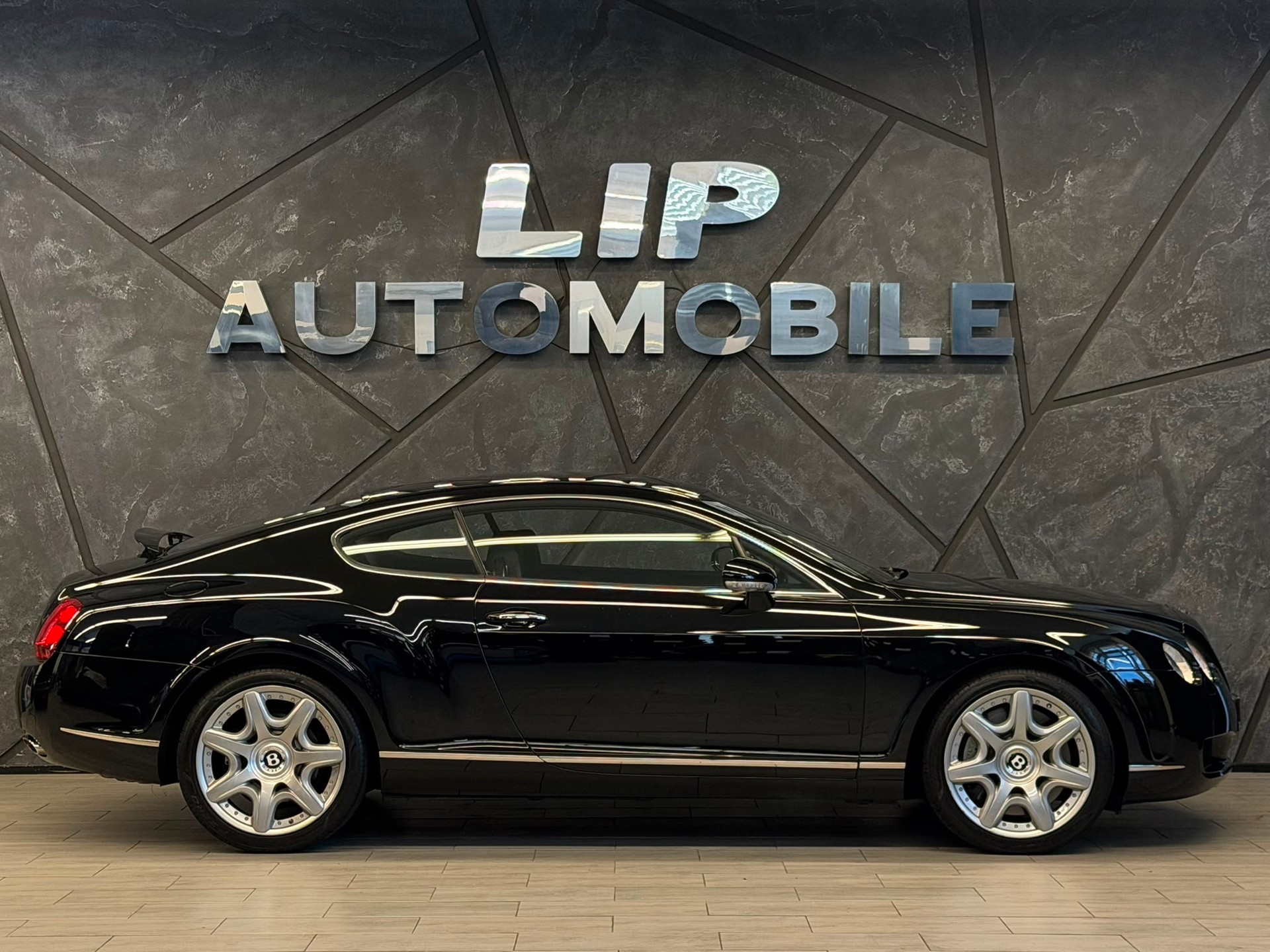 BENTLEY Continental GT 6.0 Mulliner-image-3