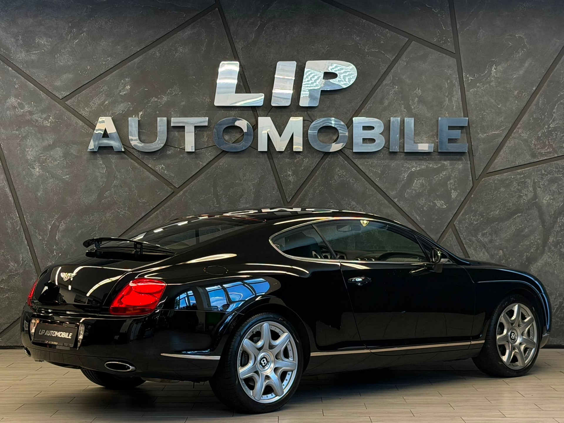 BENTLEY Continental GT 6.0 Mulliner-image-5