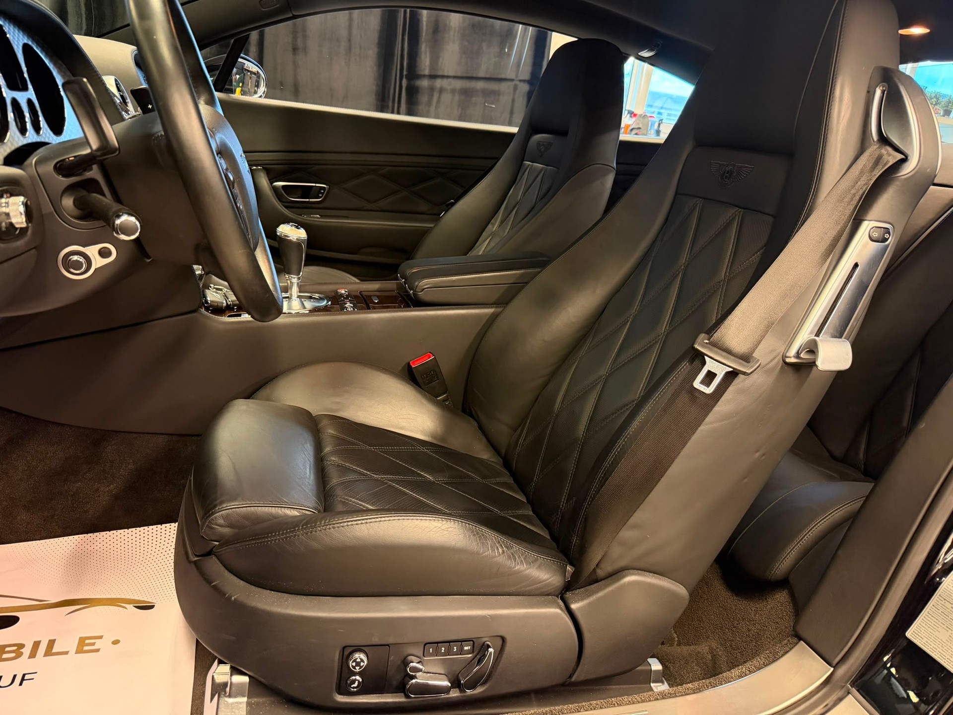 BENTLEY Continental GT 6.0 Mulliner-image-11