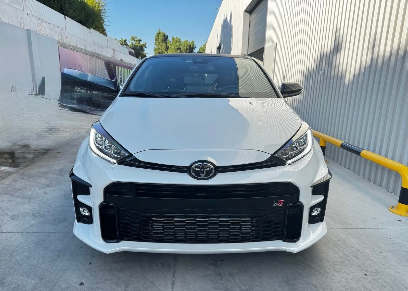 TOYOTA 1.6 Turbo Sport 4x4-image-0