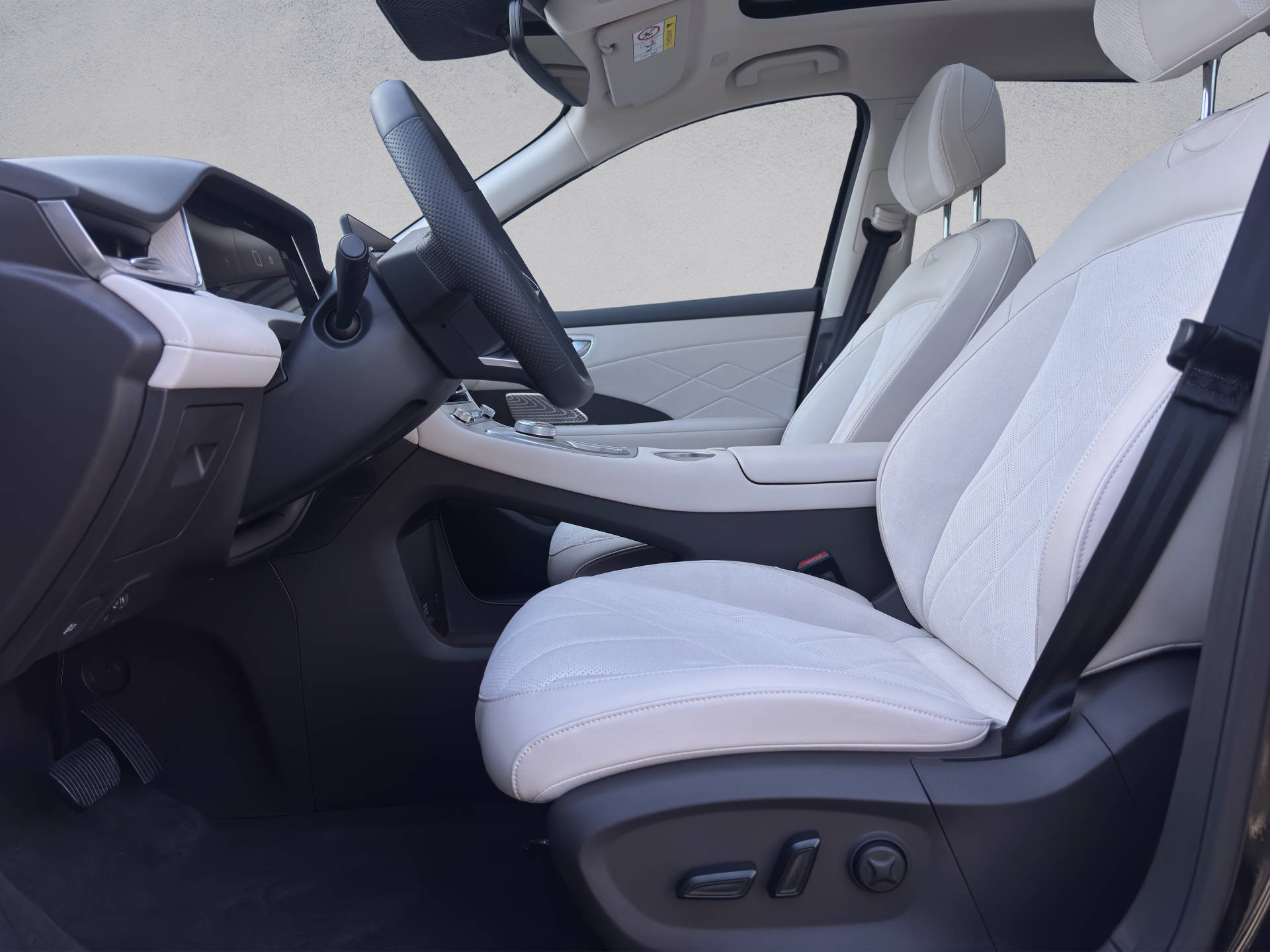 MG S6 EV 77 kWh Luxury 4WD-image-8