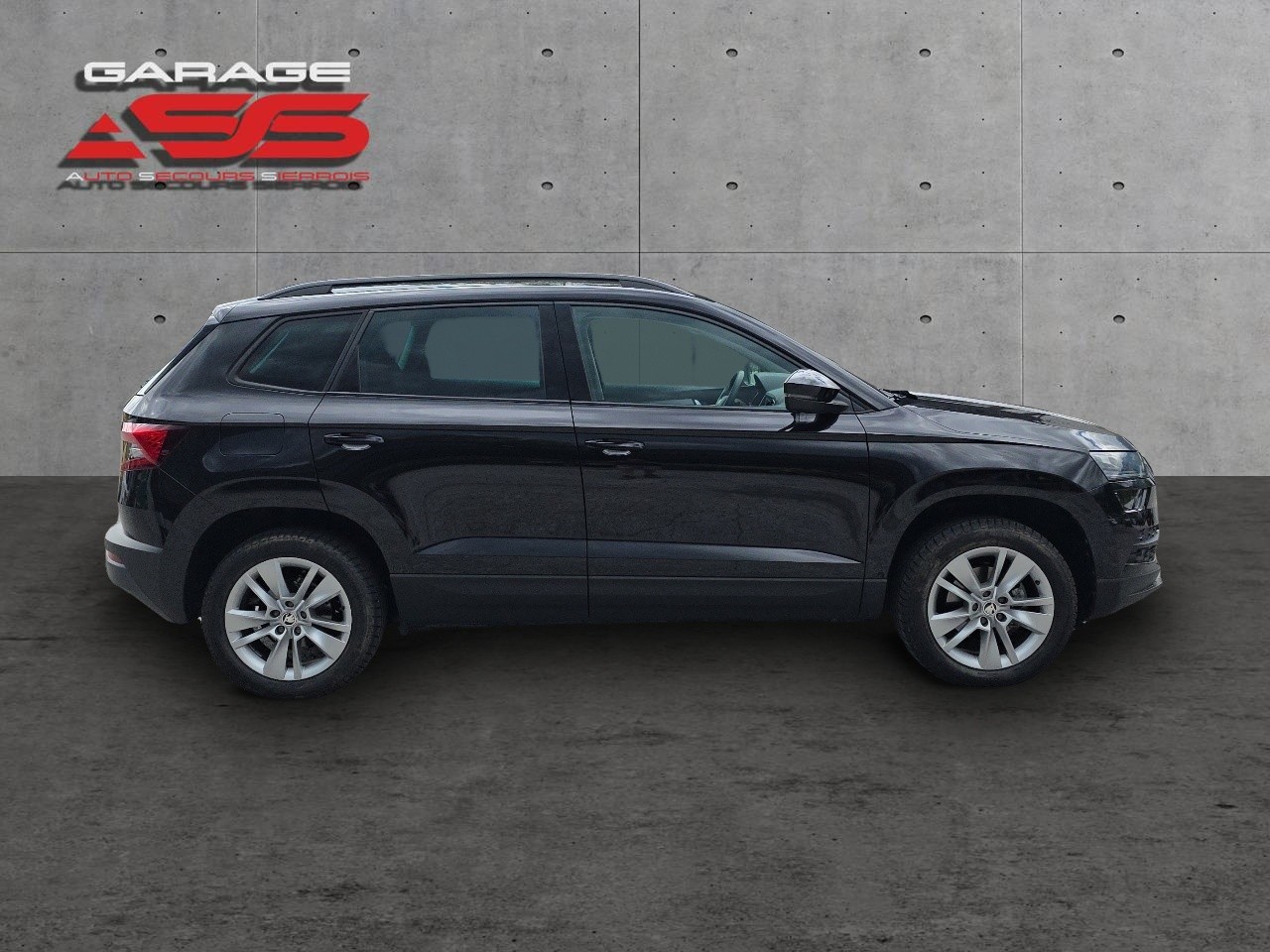 SKODA Karoq 1.5 TSI ACT Ambition DSG-image-3