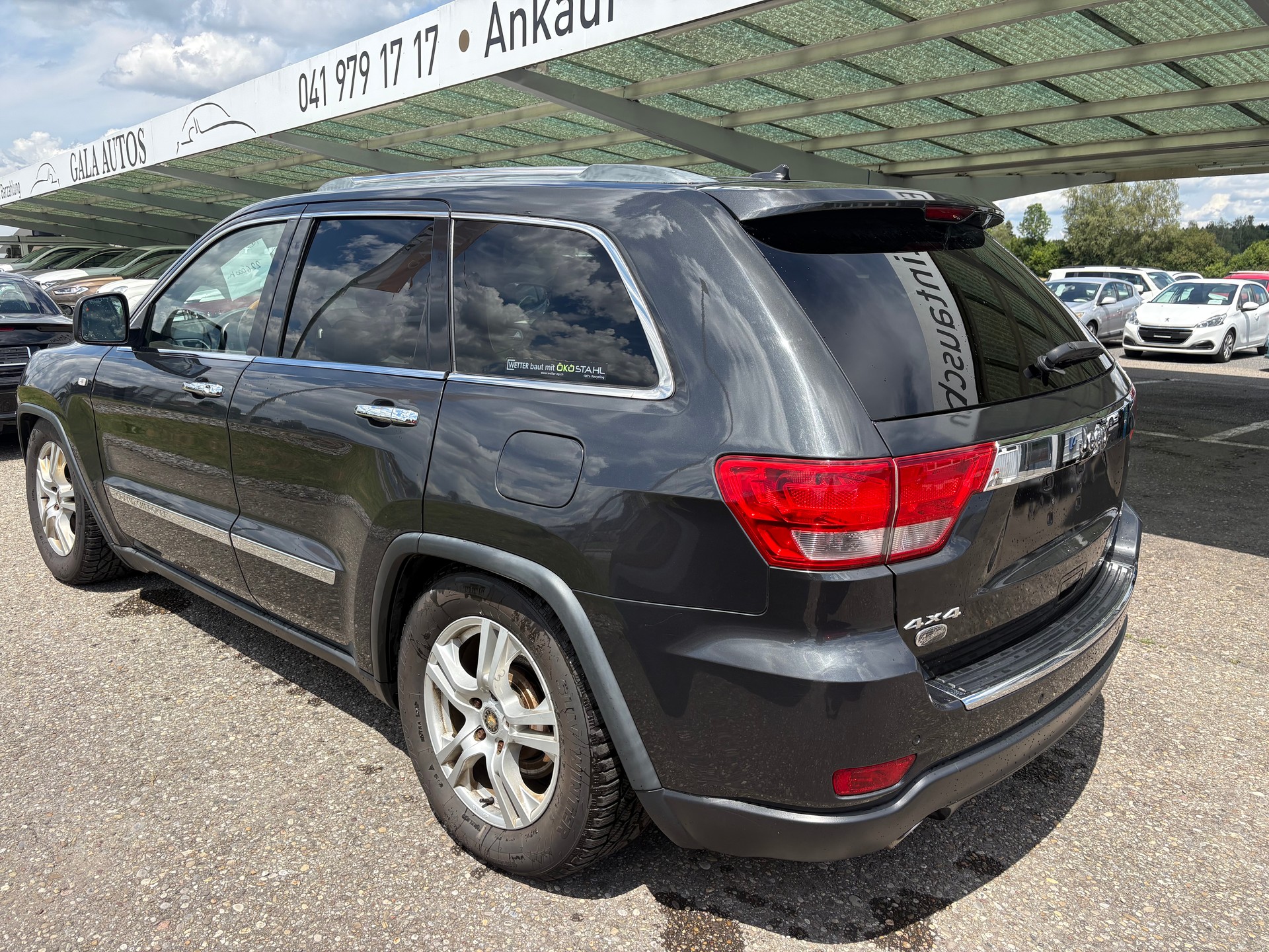 JEEP Grand Cherokee 3.0 CRD Overland Automatic-image-5