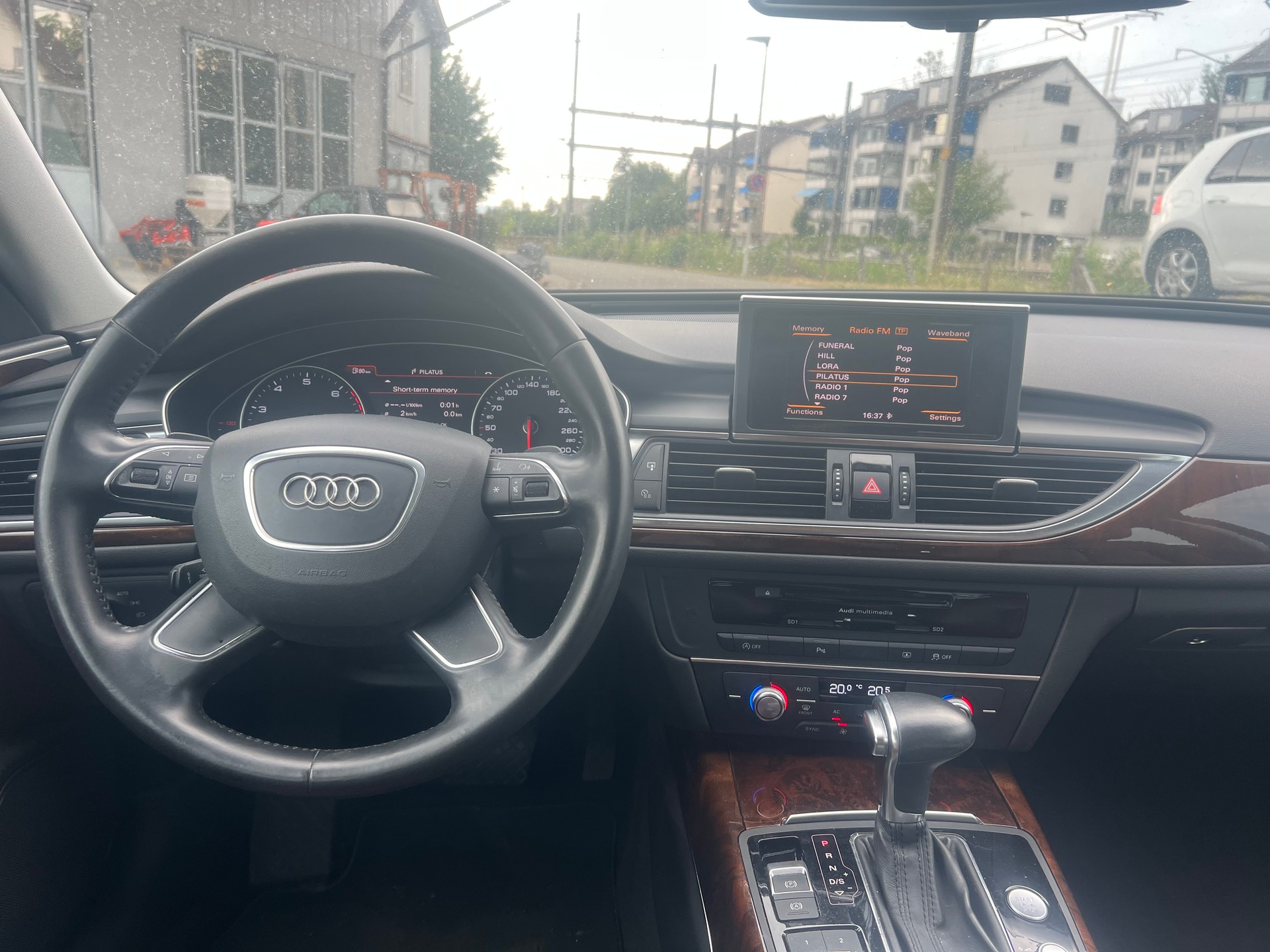 AUDI A6 Limousine 2.0 TFSI multitronic-image-13