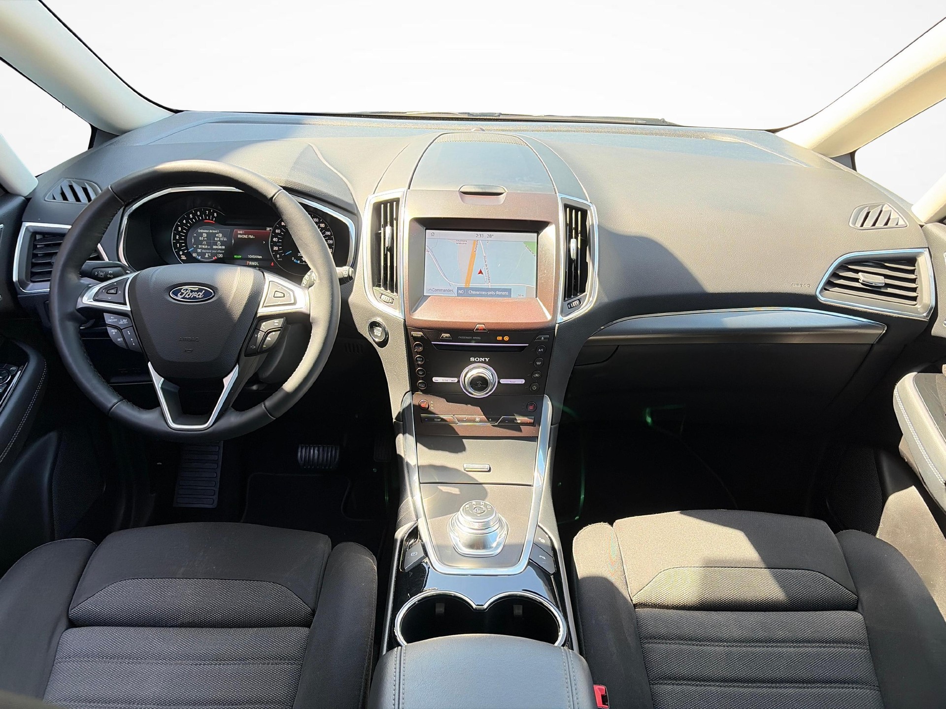 FORD Galaxy 2.5 Hybrid Titanium-image-13