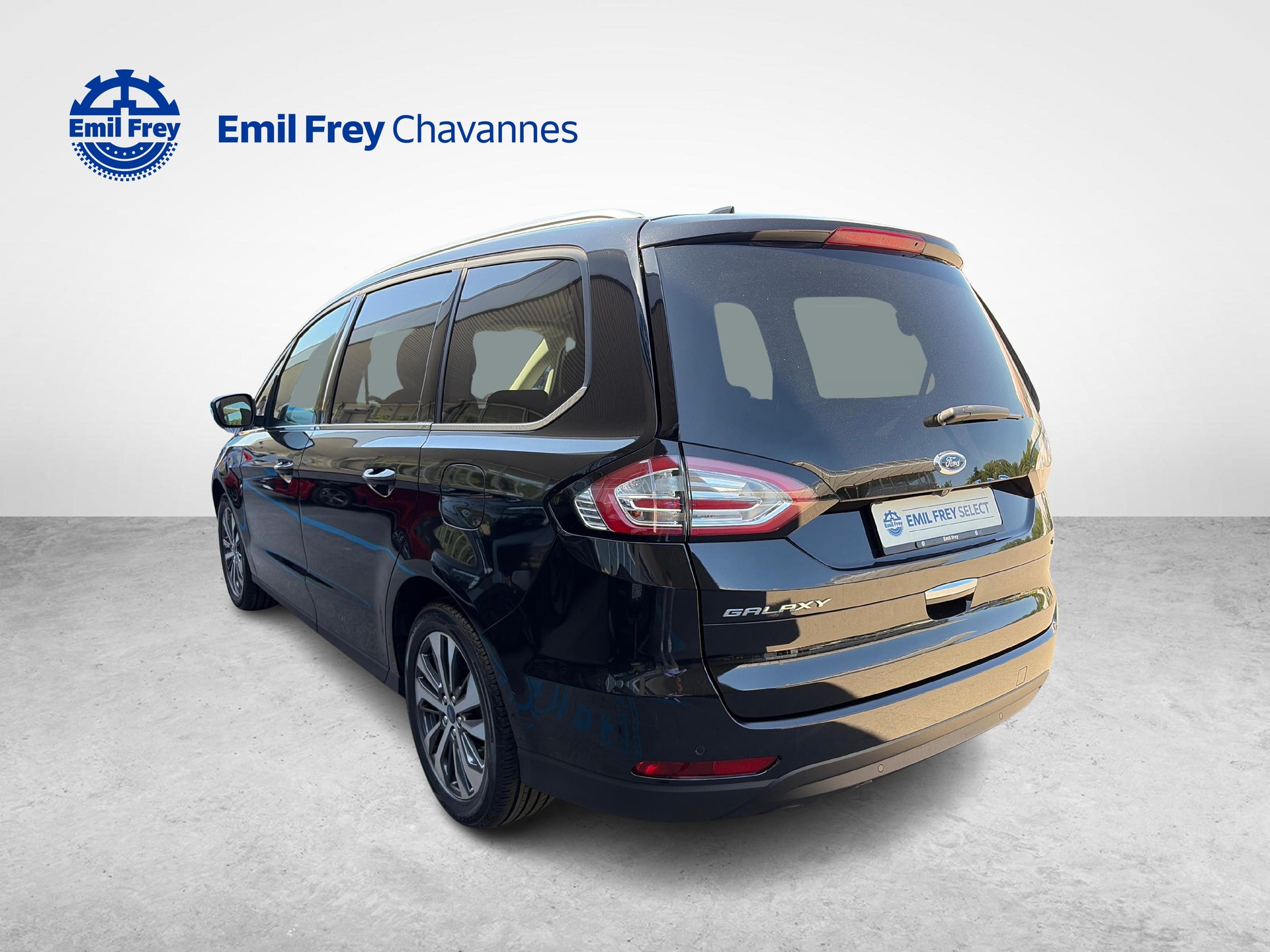 FORD Galaxy 2.5 Hybrid Titanium-showroom-element-3