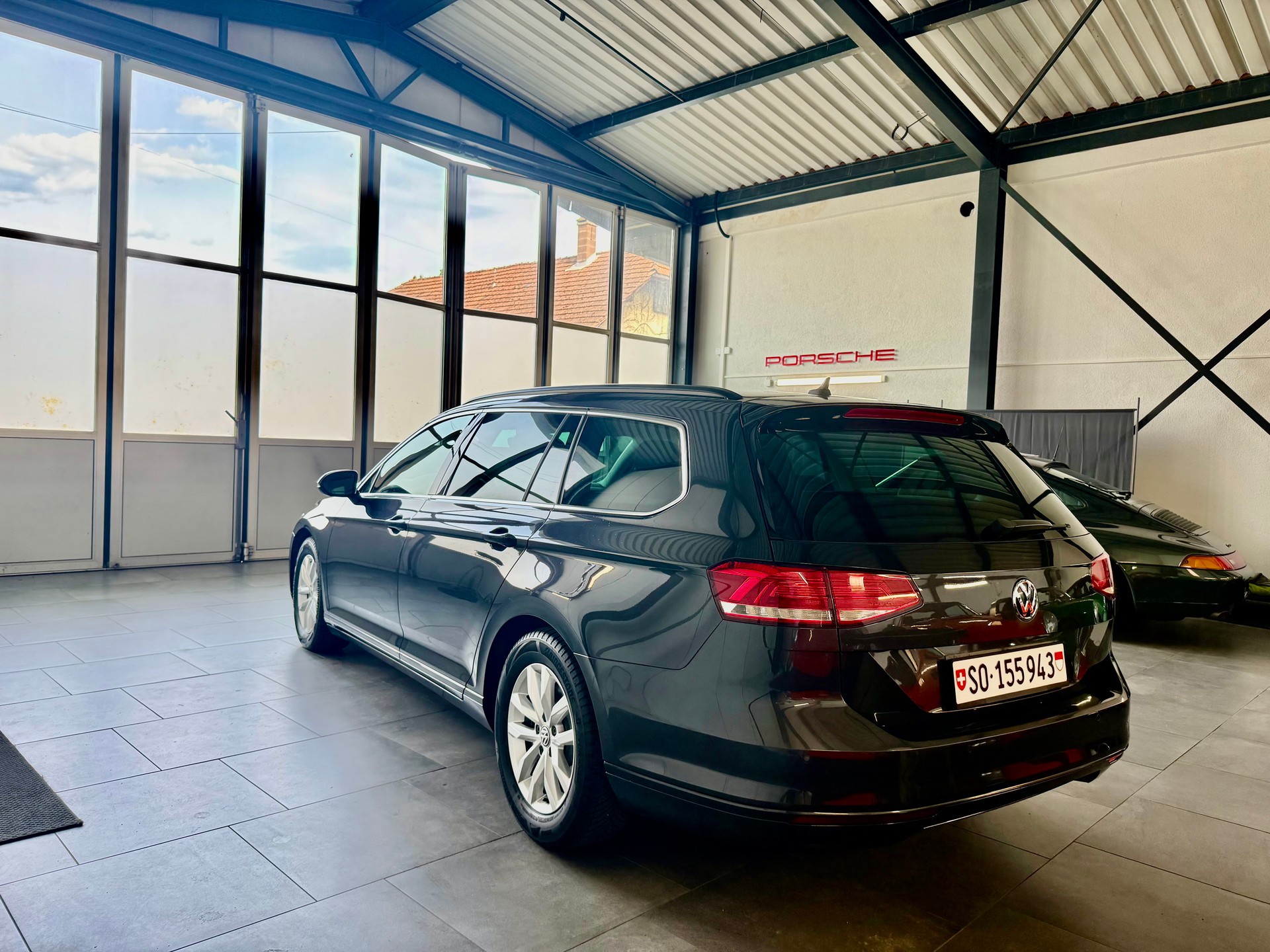 VW Passat Variant 2.0 TDI BMT Comfortline DSG-image-1