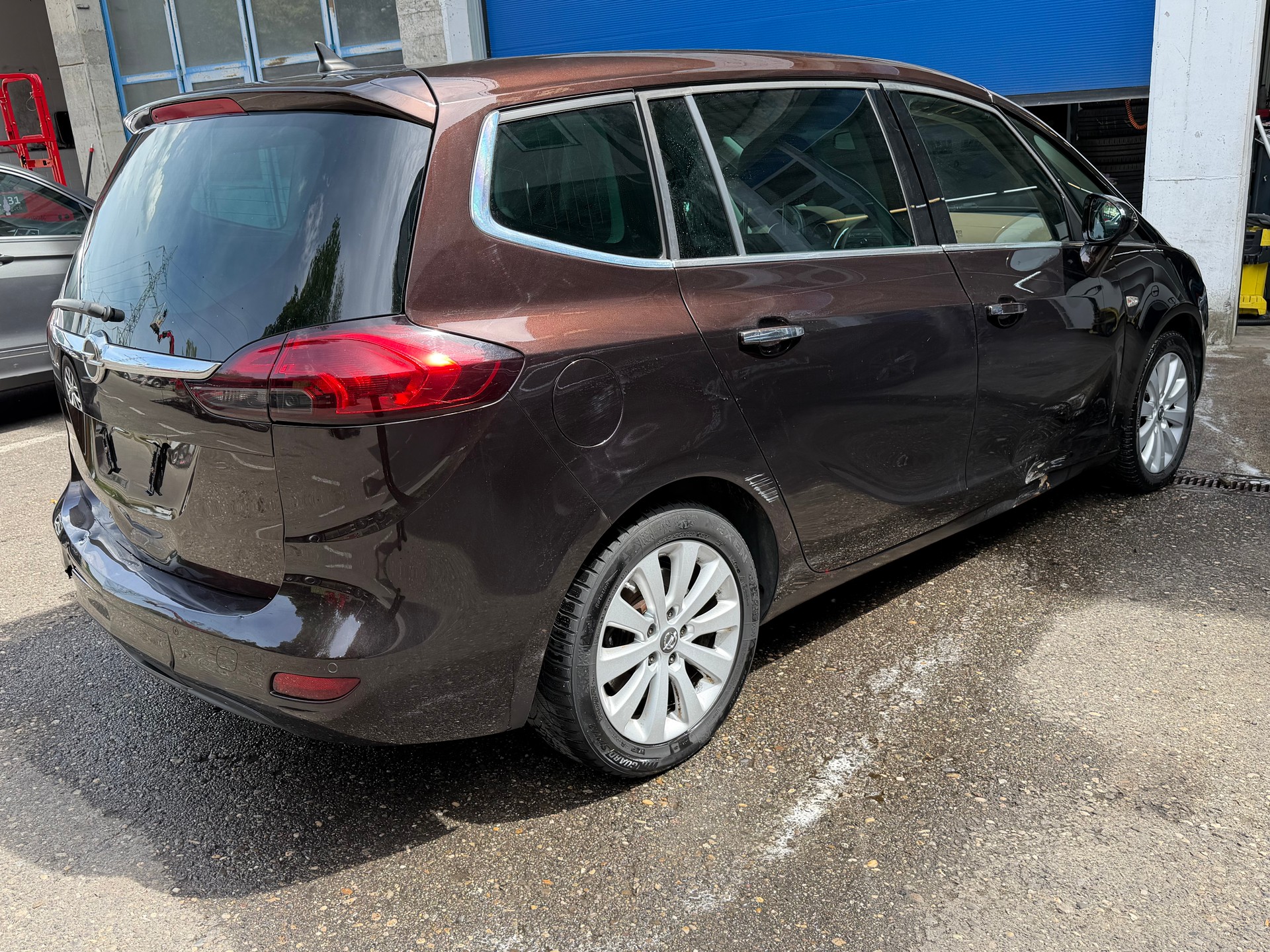 OPEL Zafira Tourer 2.0 CDTi Cosmo-image-4