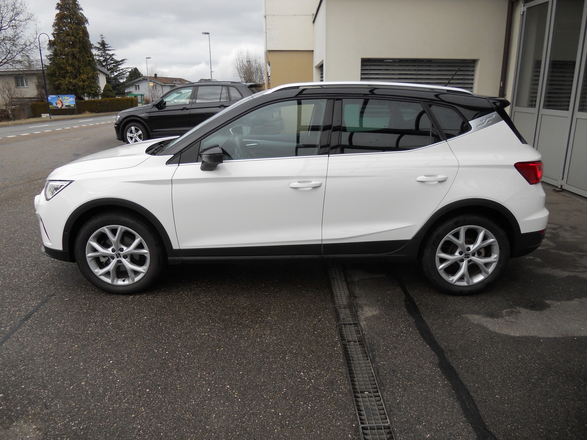 SEAT Arona 1.0 TSI Eco FR DSG-image-1