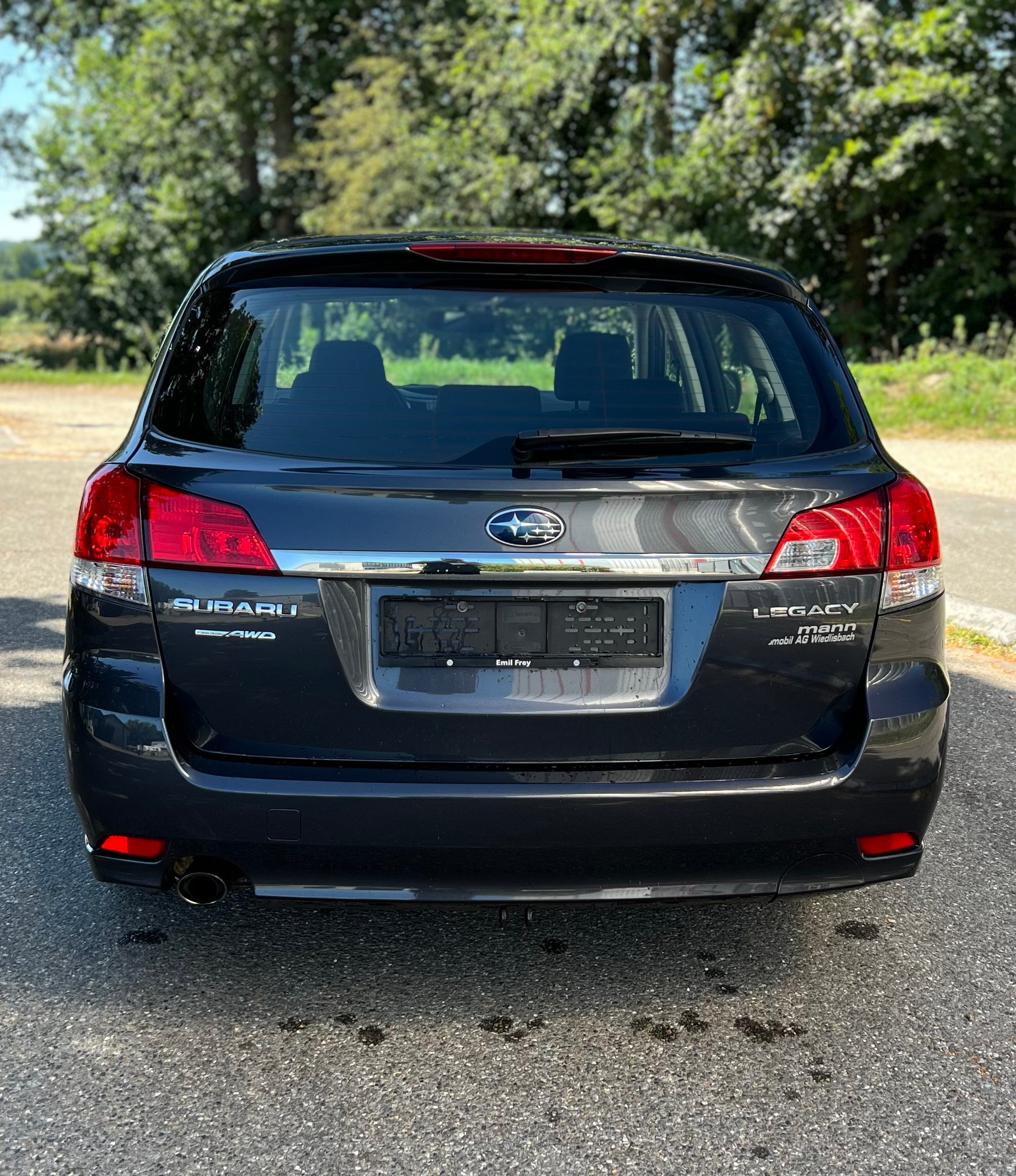 SUBARU Legacy 2.0i Limited AWD Lineartronic-image-4