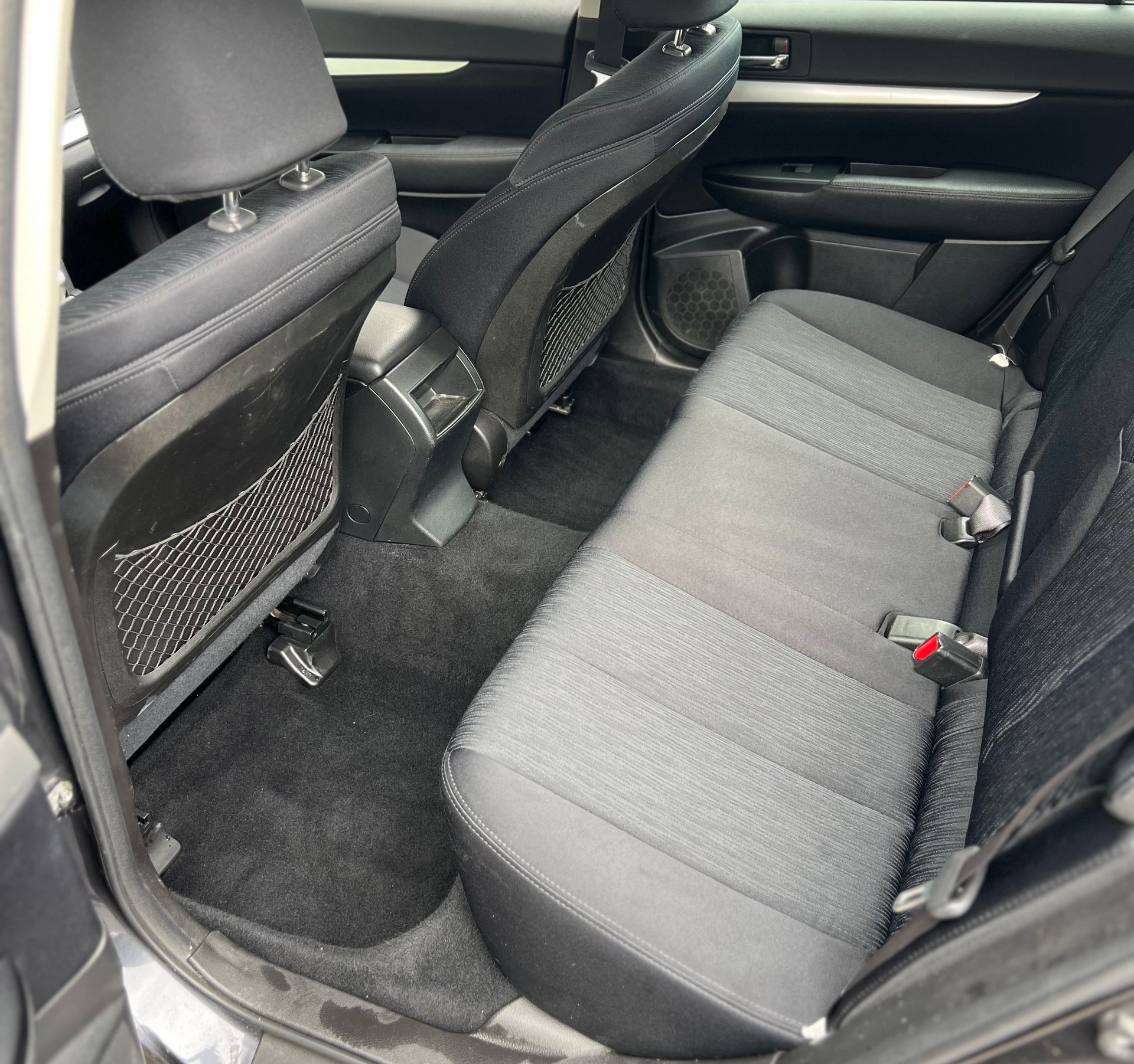 SUBARU Legacy 2.0i Limited AWD Lineartronic-image-10