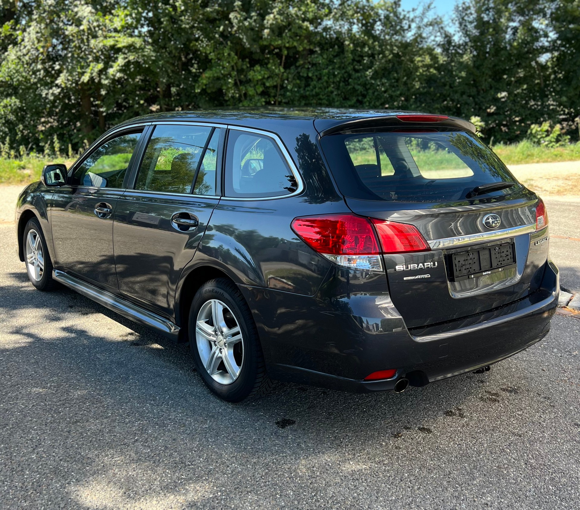 SUBARU Legacy 2.0i Limited AWD Lineartronic-image-3