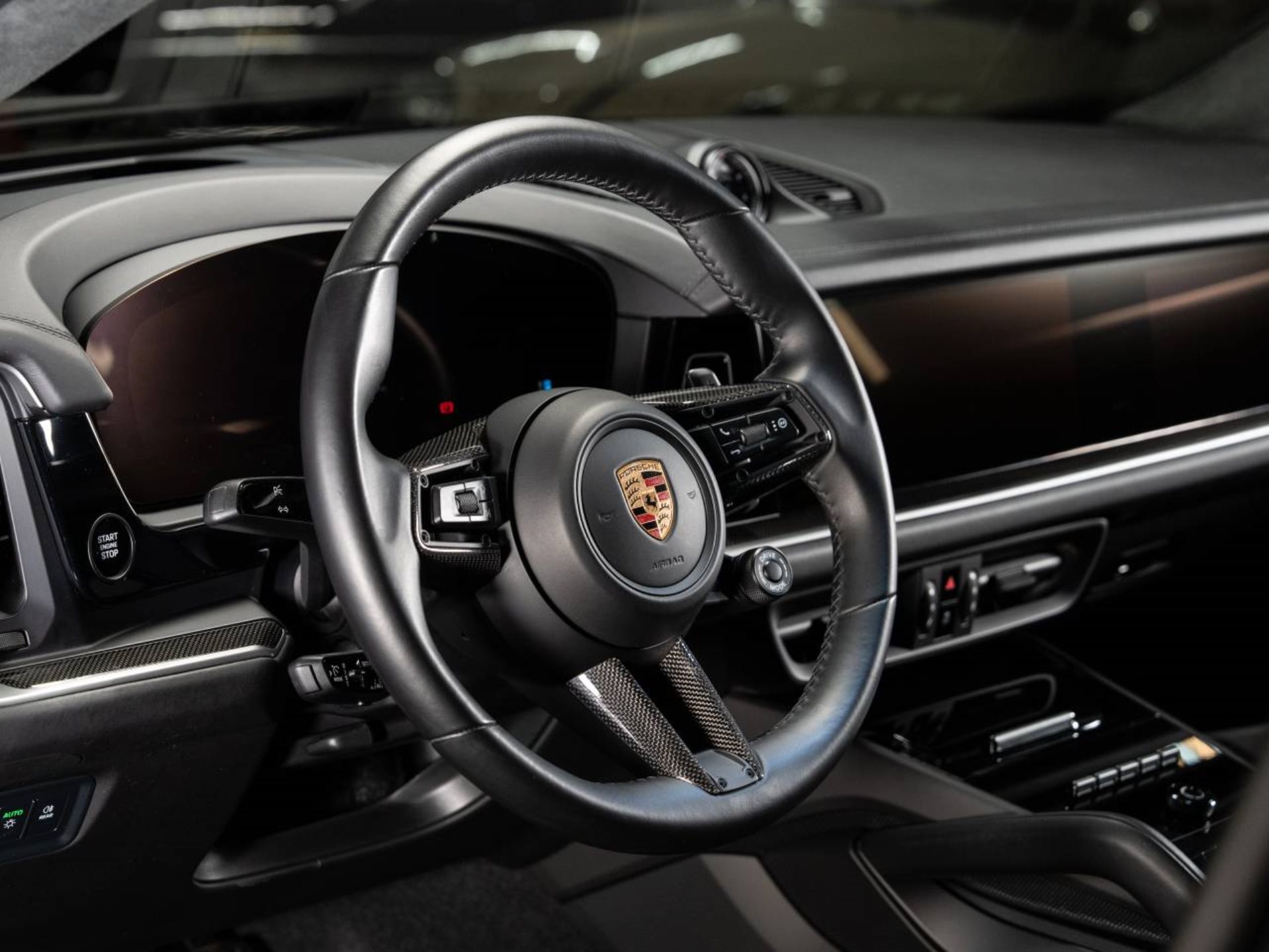 PORSCHE Cayenne E-Hybrid Coupé (MY24)-image-8