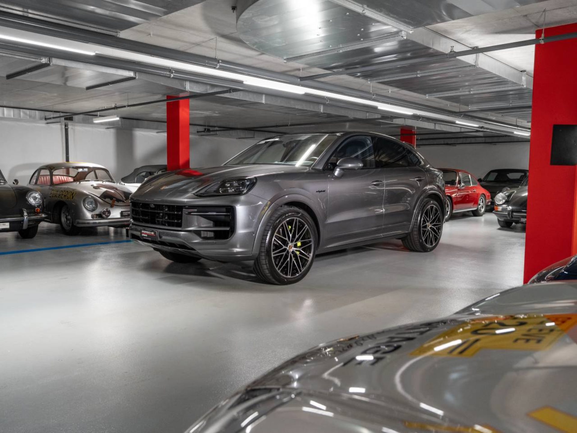 PORSCHE Cayenne E-Hybrid Coupé (MY24)-image-0