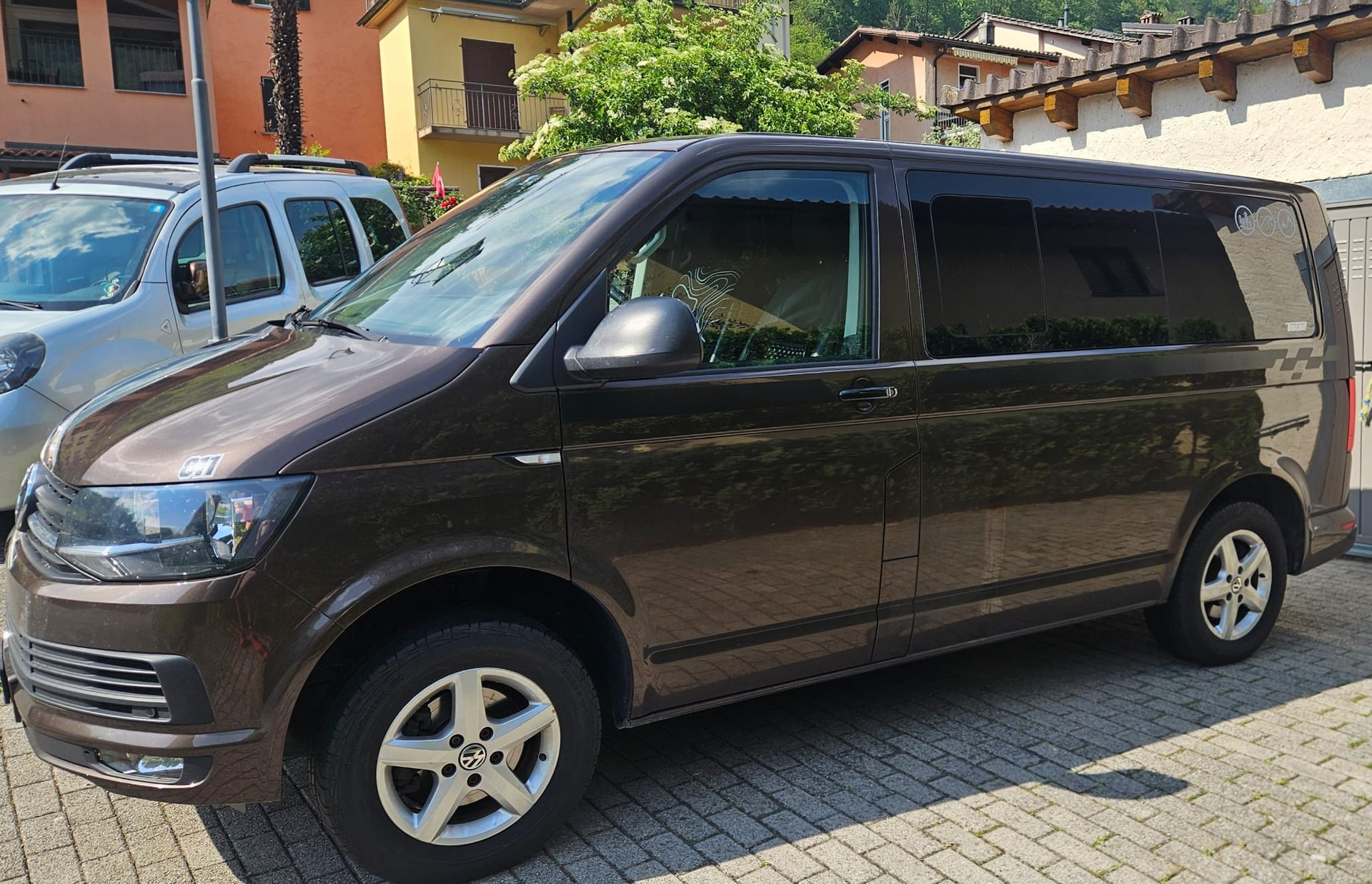 VW T6 Multivan 2.0 TDI 150cv Highline-image-3