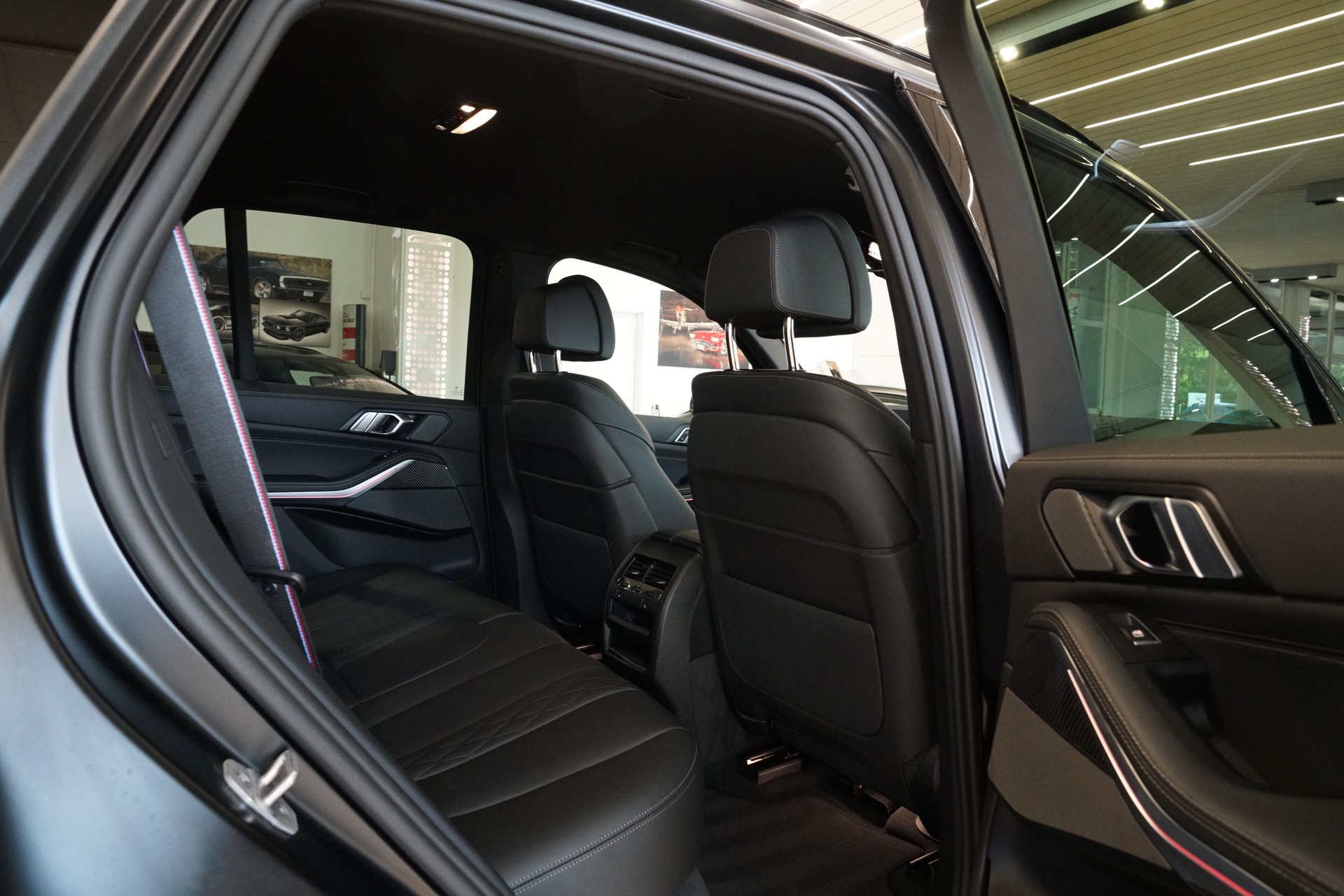 BMW X5 xDrive 48V 40i M Sport Pro Steptronic Frozen Black-image-19
