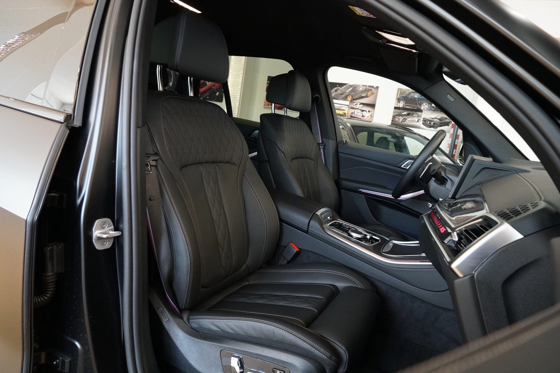 BMW X5 xDrive 48V 40i M Sport Pro Steptronic Frozen Black-image-23