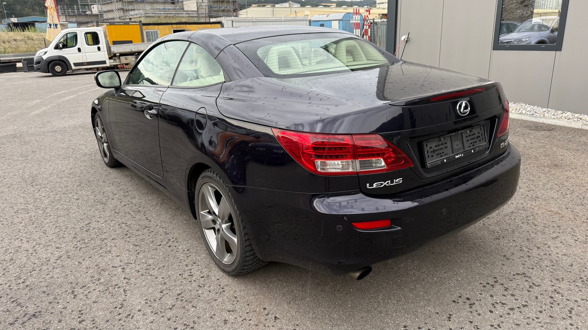 LEXUS IS 250C Executive Automatic-image-6