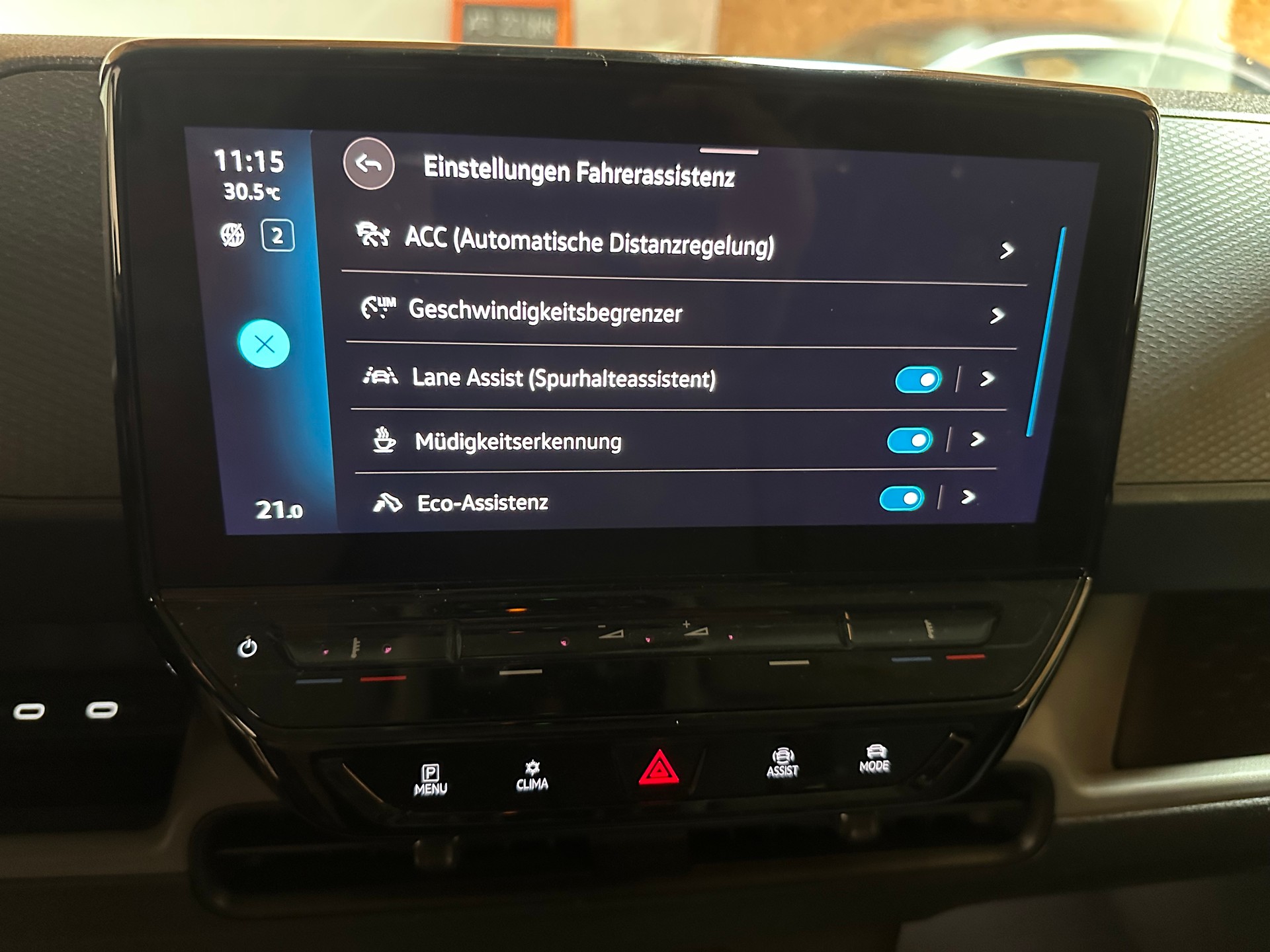 VW ID. Buzz Cargo-image-18