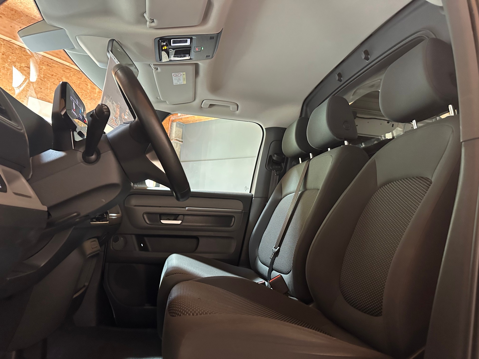 VW ID. Buzz Cargo-image-14