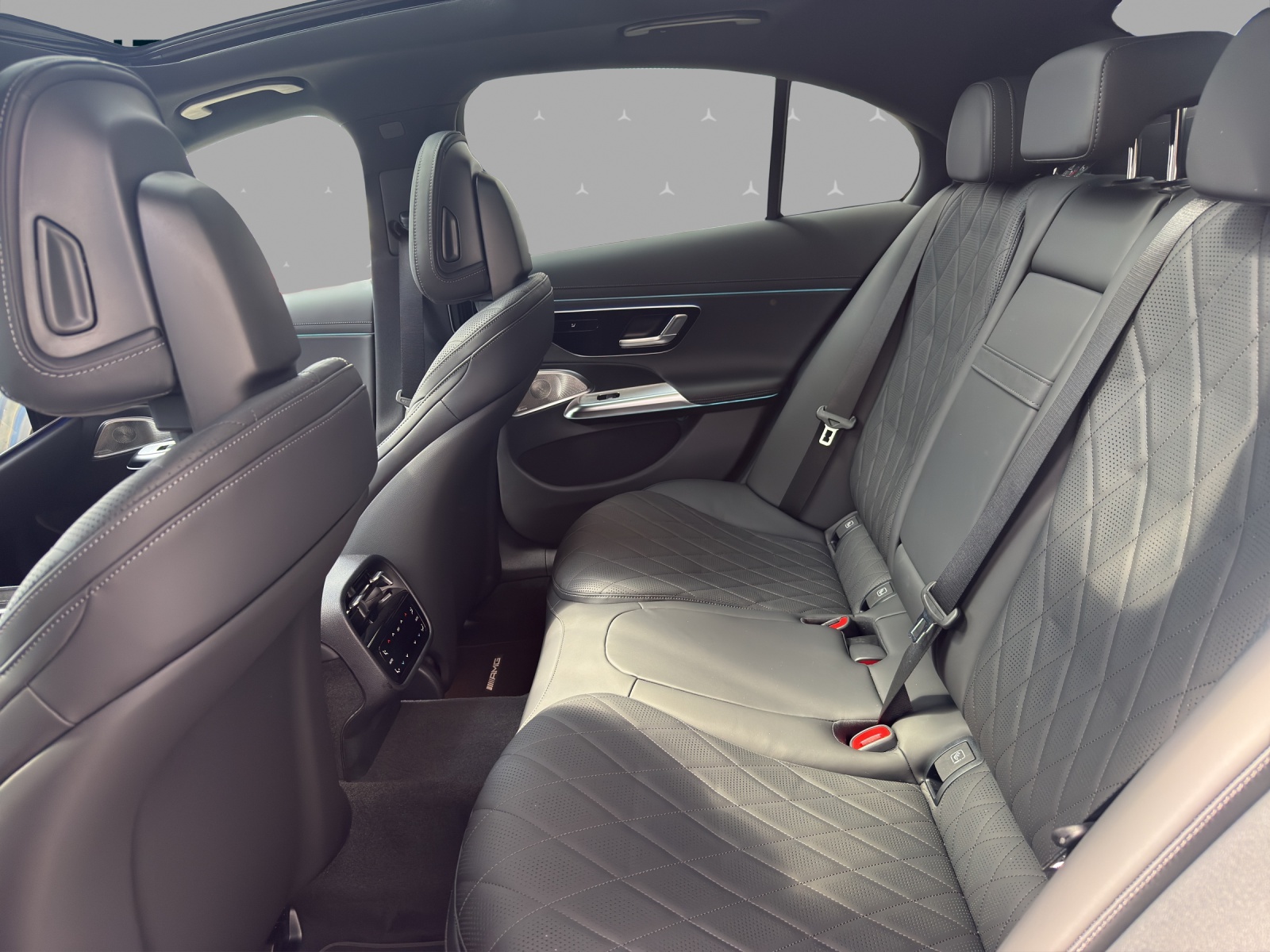 MERCEDES-BENZ E 450 d 4Matic 9G-Tronic-image-13