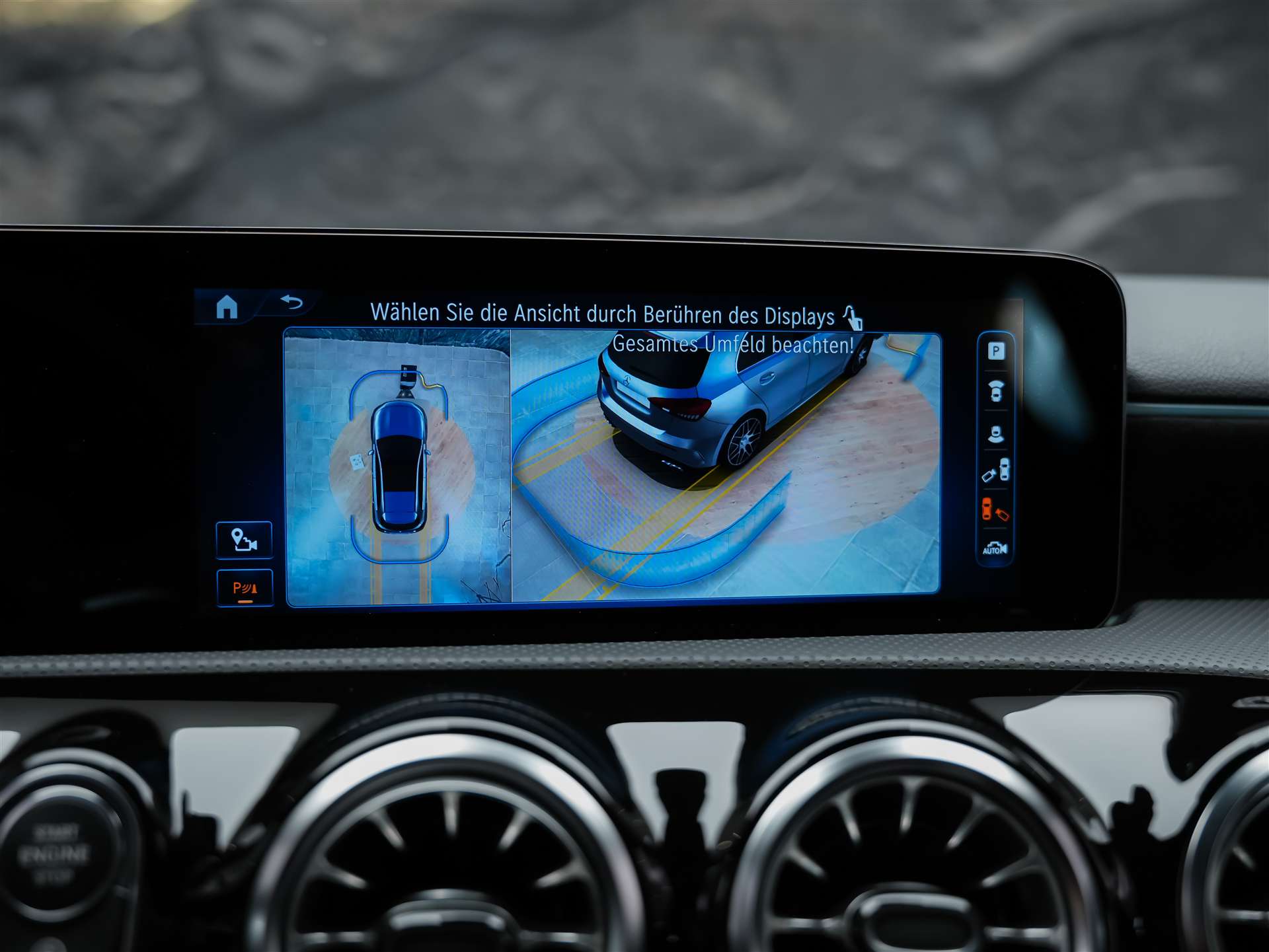 MERCEDES-BENZ A35 AMG 4Matic 8G-DCT *Facelift*Panorama*Schalensitze*360° Kamera*-image-44