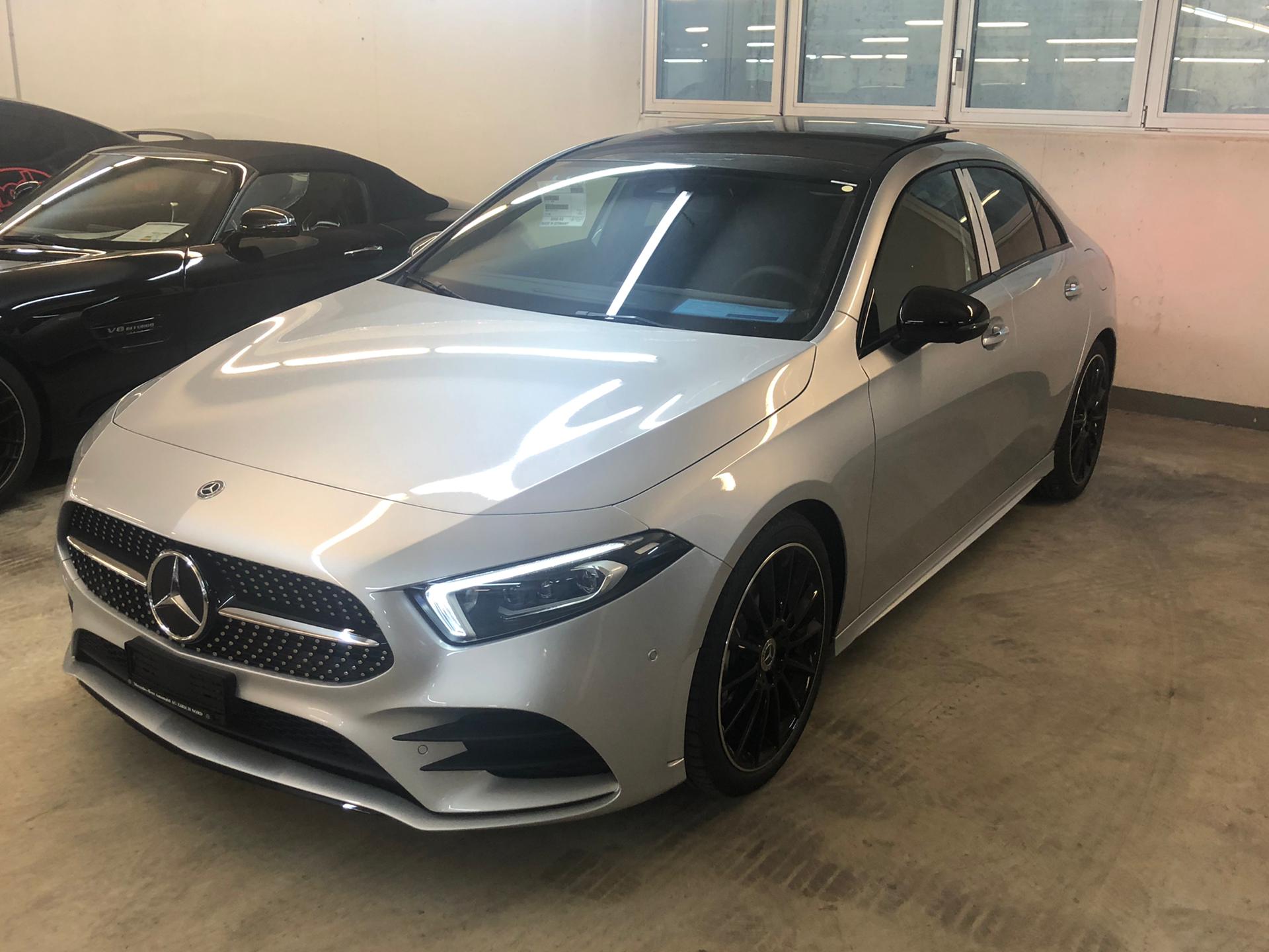 MERCEDES-BENZ A 200 AMG Line-image-0