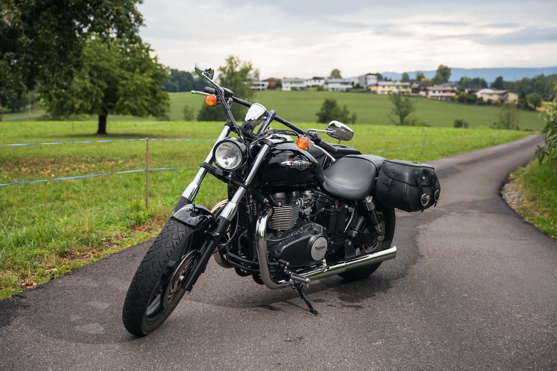 TRIUMPH Speedmaster 900 i
