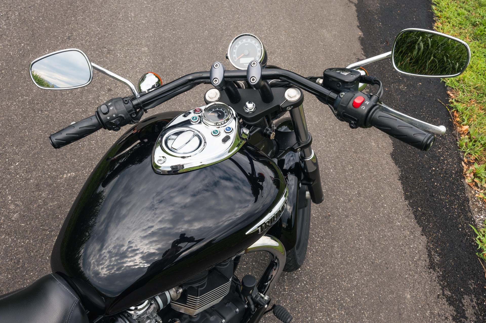 TRIUMPH Speedmaster 900 i-image-3