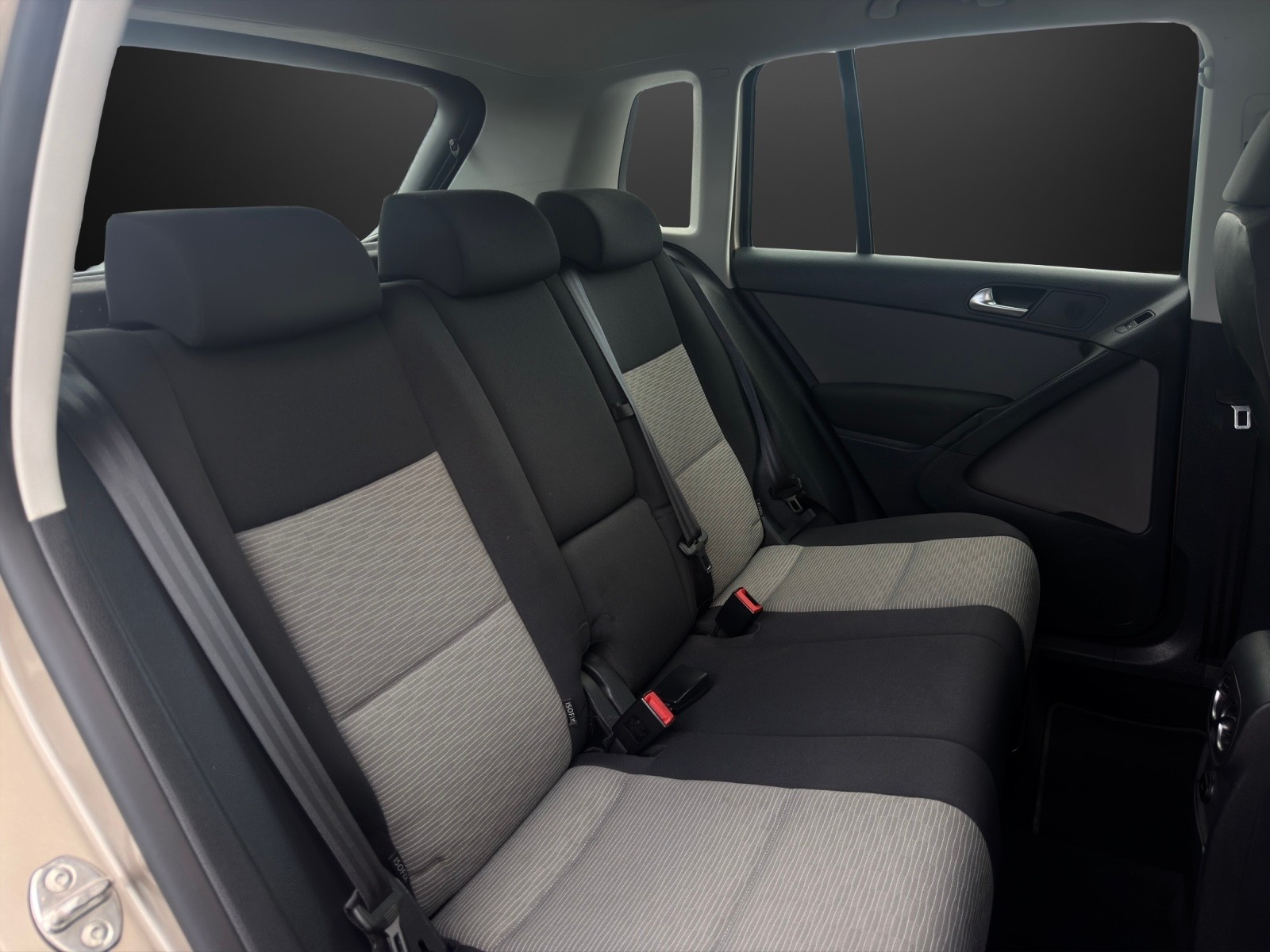 VW Tiguan 1.4 TSI BlueMotion Trend&Fun mit 160 PS-image-11