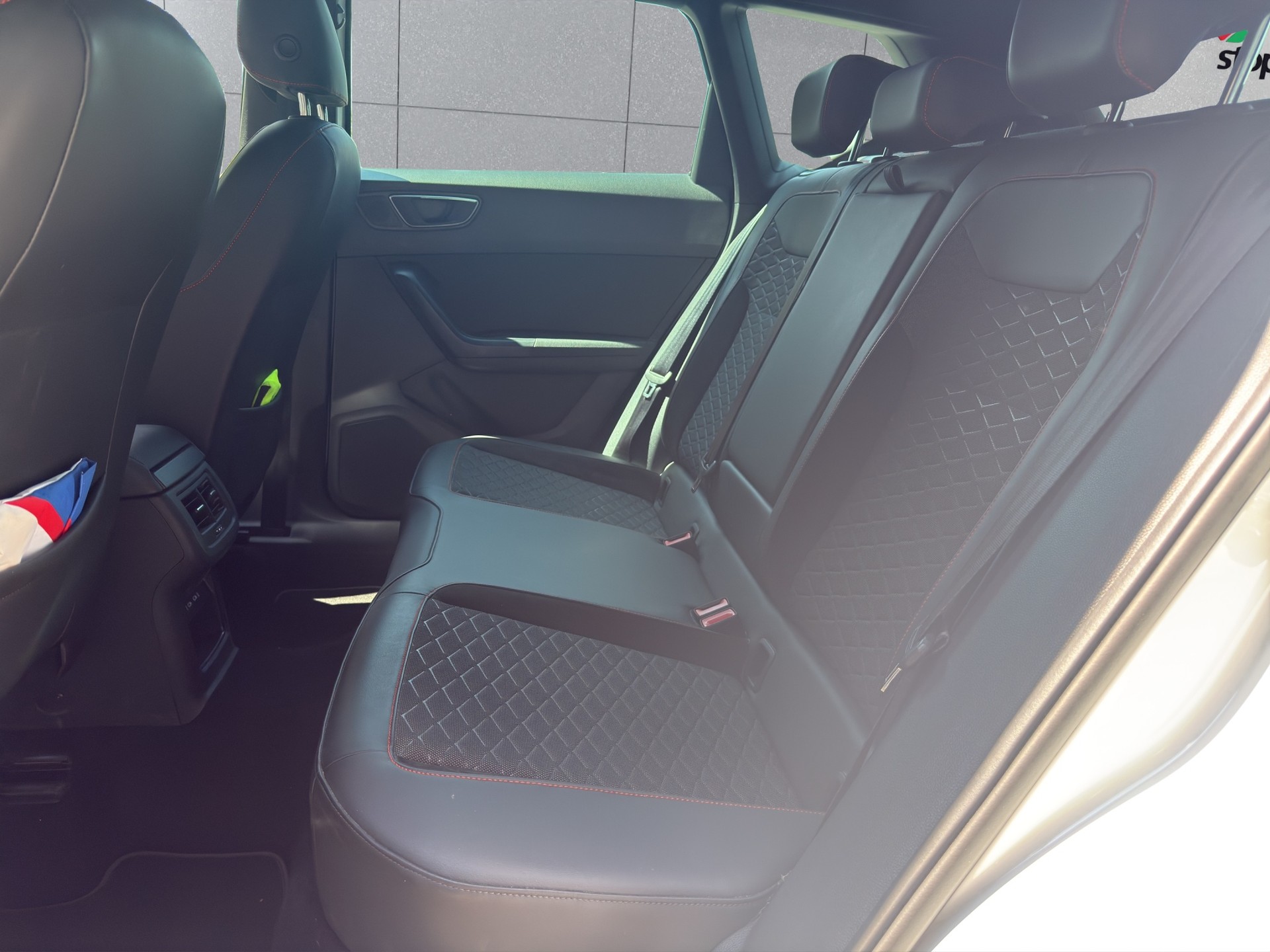 SEAT Ateca 2.0 TSI Hola FR 4Drive DSG-image-11