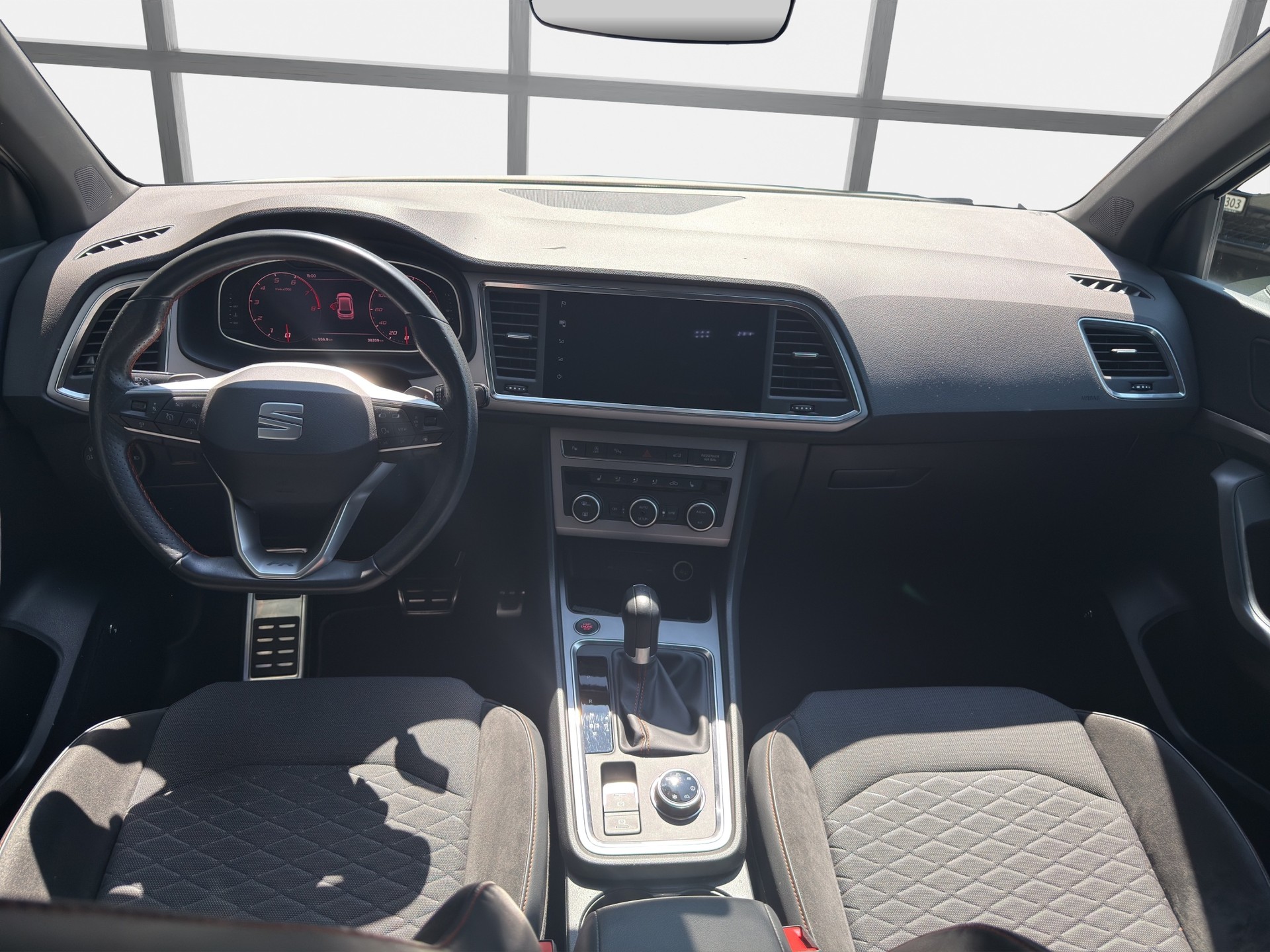 SEAT Ateca 2.0 TSI Hola FR 4Drive DSG-image-7