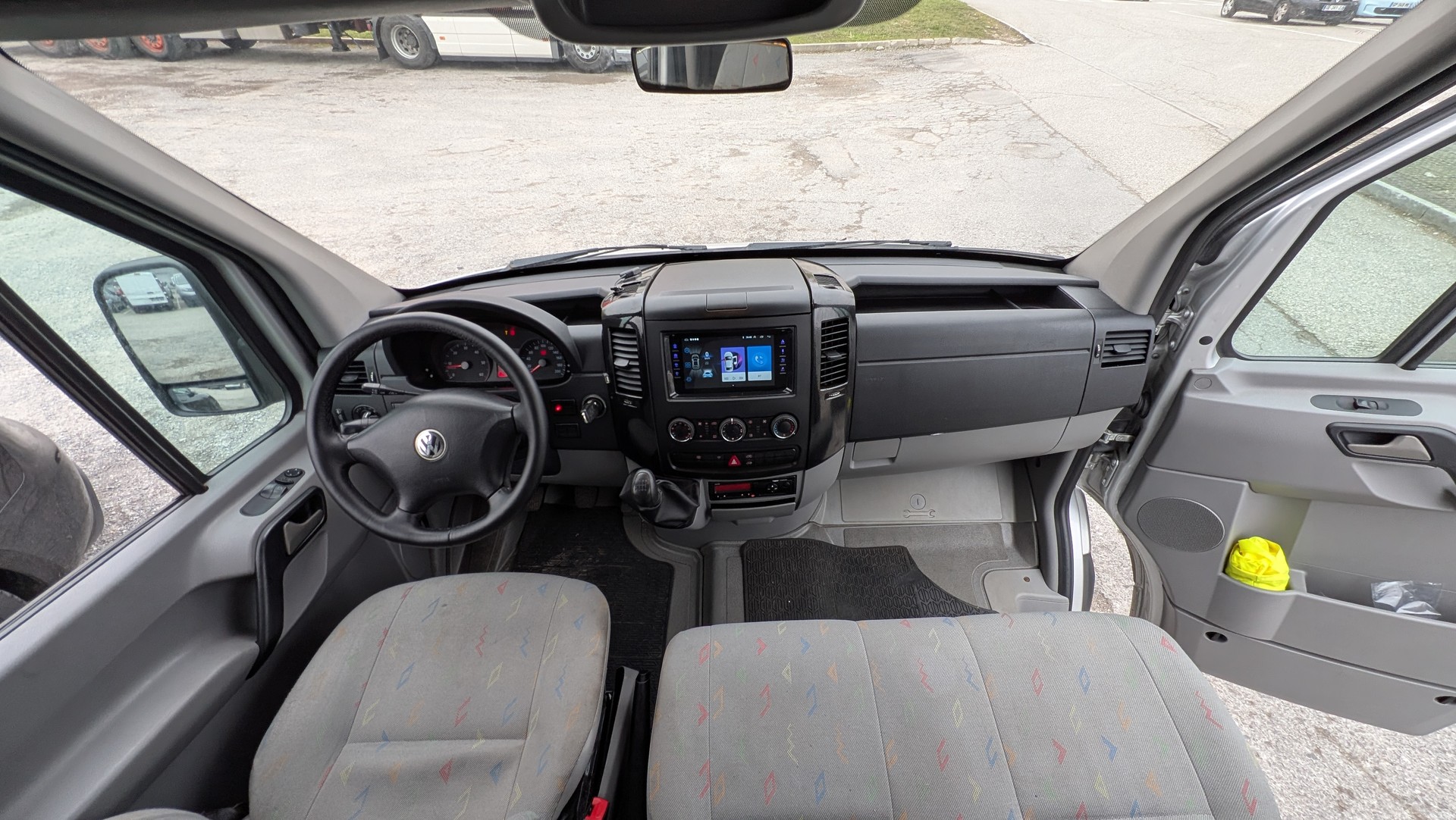 VW 35 Walds MINIBUS 12P-image-6