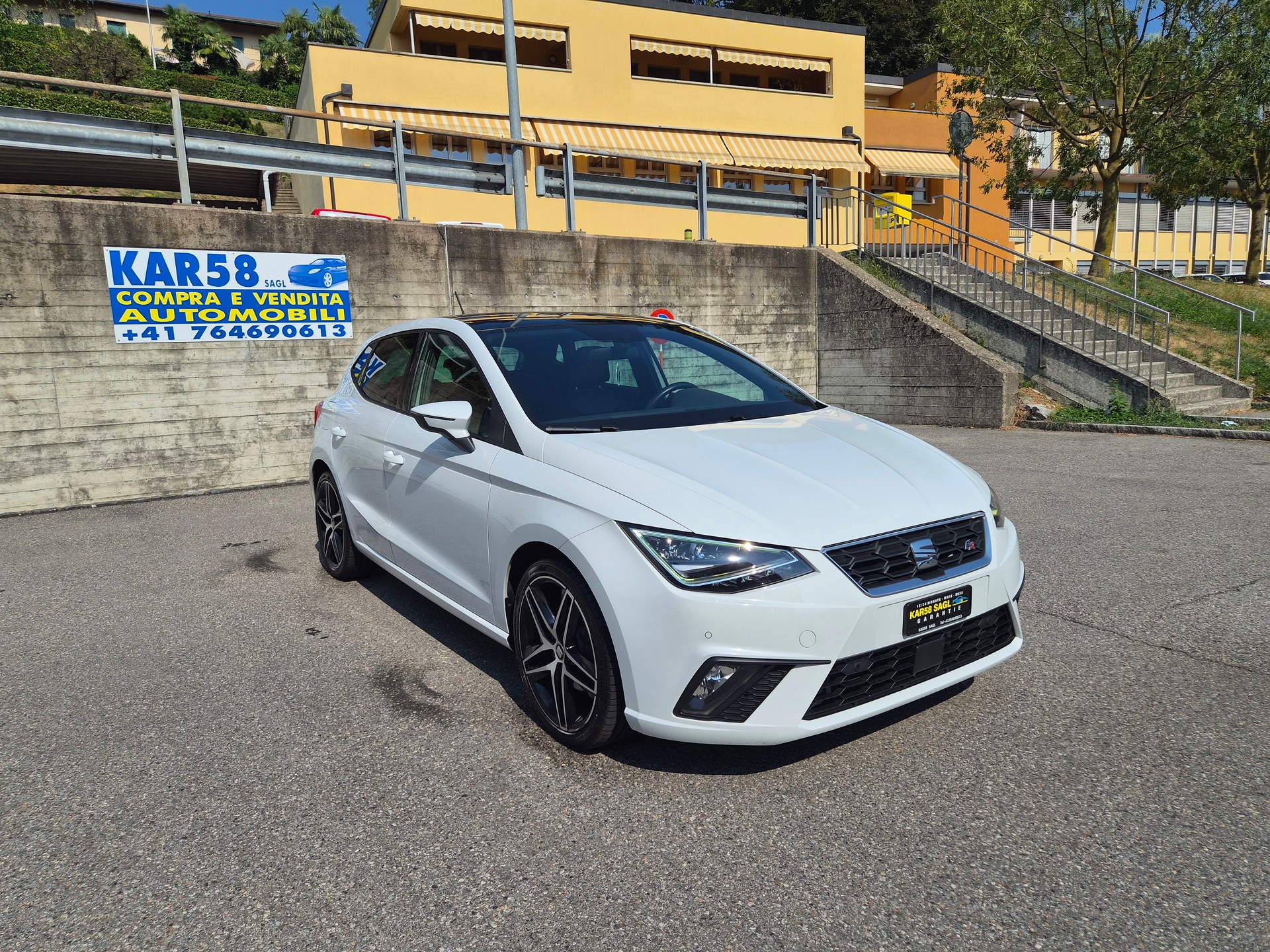 SEAT Ibiza 1.0 EcoTSI DSG Swiss FR-image-1