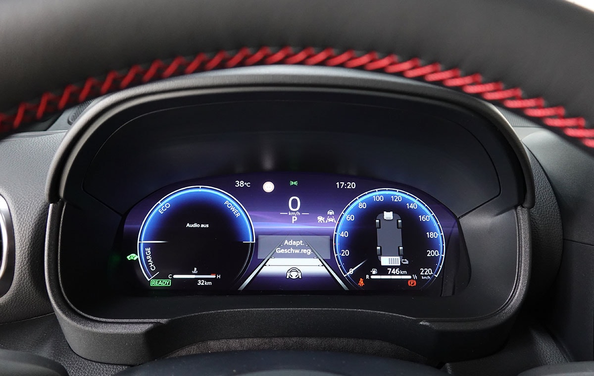 TOYOTA Yaris 1.5 GR Sport e-CVT Panoramaglasdach, JBL, Head-Up Display-image-15