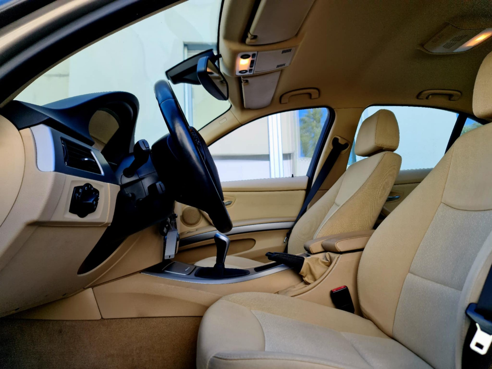 BMW 318i Access-image-9