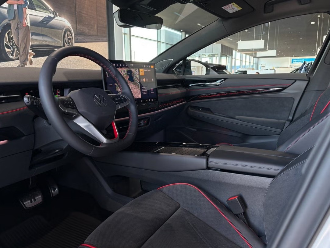 VW ID.7 Tourer GTX 86 kWh GTX 4 Motion-image-10