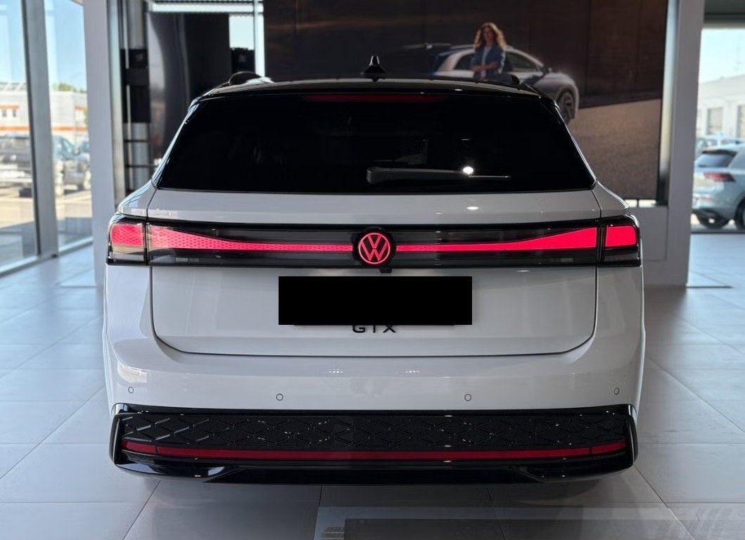VW ID.7 Tourer GTX 86 kWh GTX 4 Motion-image-5
