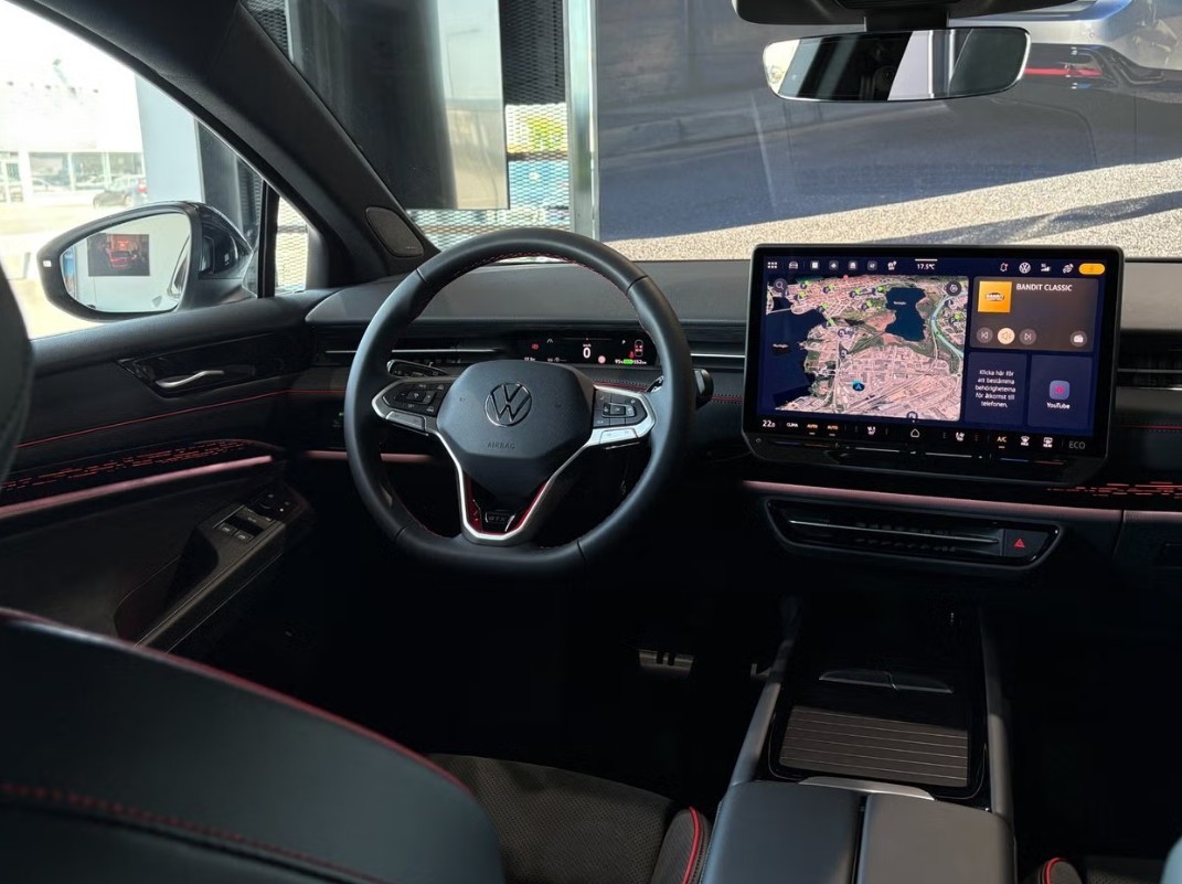 VW ID.7 Tourer GTX 86 kWh GTX 4 Motion-image-12