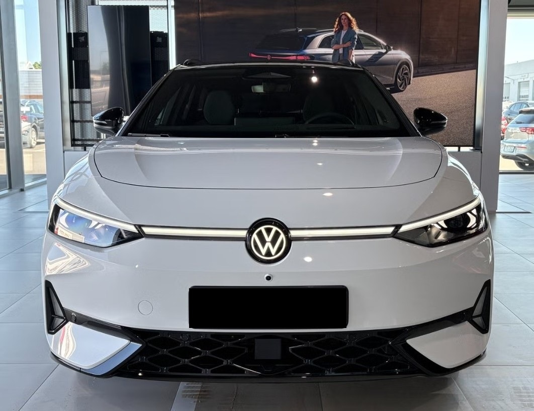 VW ID.7 Tourer GTX 86 kWh GTX 4 Motion-image-1