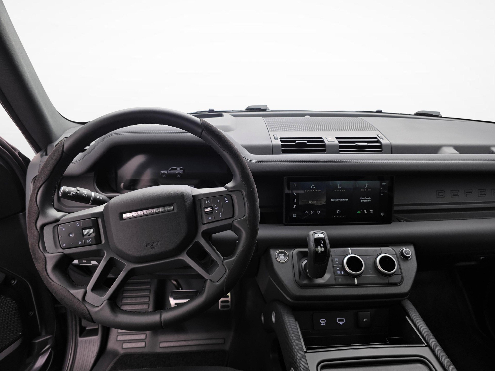 LAND ROVER Defender 90 3.0 D I6 250 X-Dynamic SE-image-11