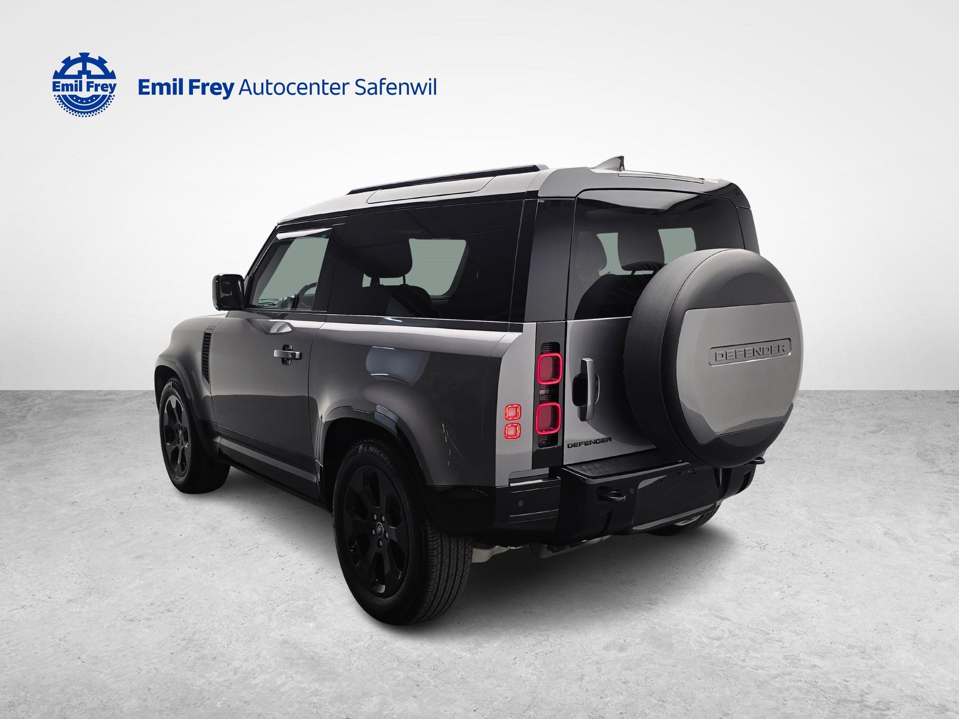 LAND ROVER Defender 90 3.0 D I6 250 X-Dynamic SE-image-2